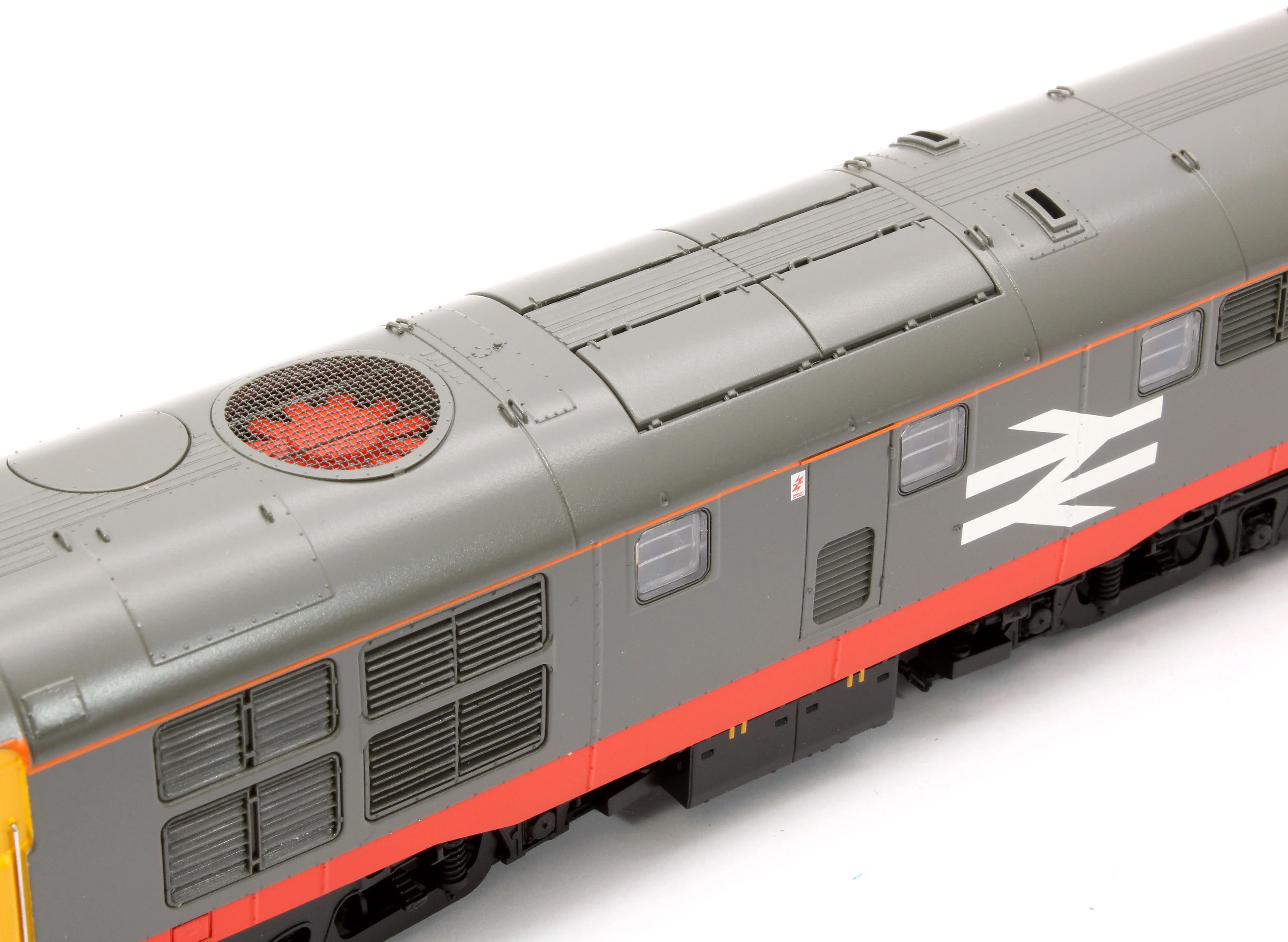 35-821ASFX Class 31/1 Refurbished 31149 BR Railfreight (Red Stripe) Diesel Locomotive - DCC Sound Deluxe - Image 11