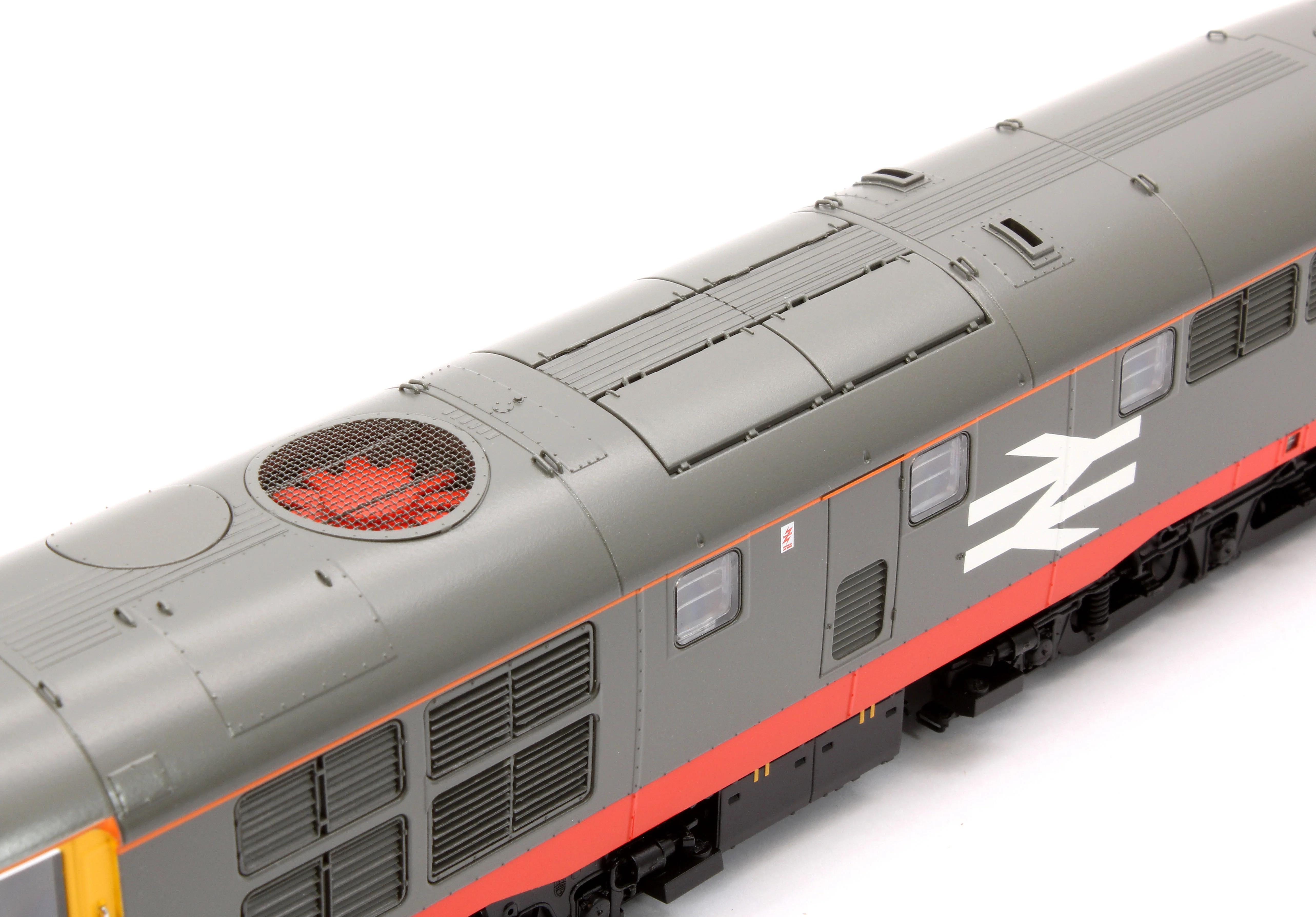35-821 Class 31/1 Refurbished 31180 BR Railfreight (Red Stripe) Diesel Locomotive - Image 11