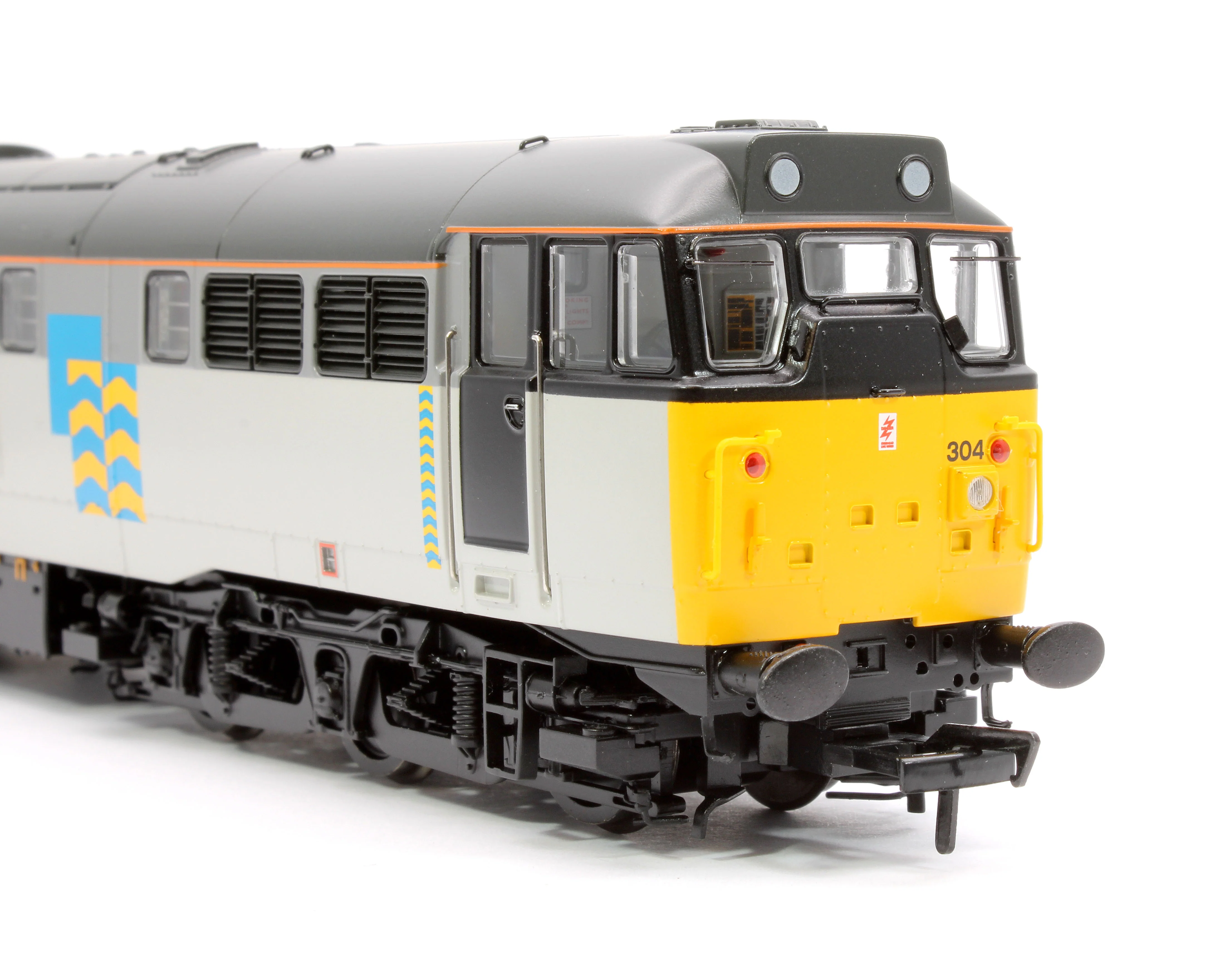 35-823A Class 31/1 Refurbished 31304 BR Railfreight Petroleum Sector Diesel Locomotive - Image 10