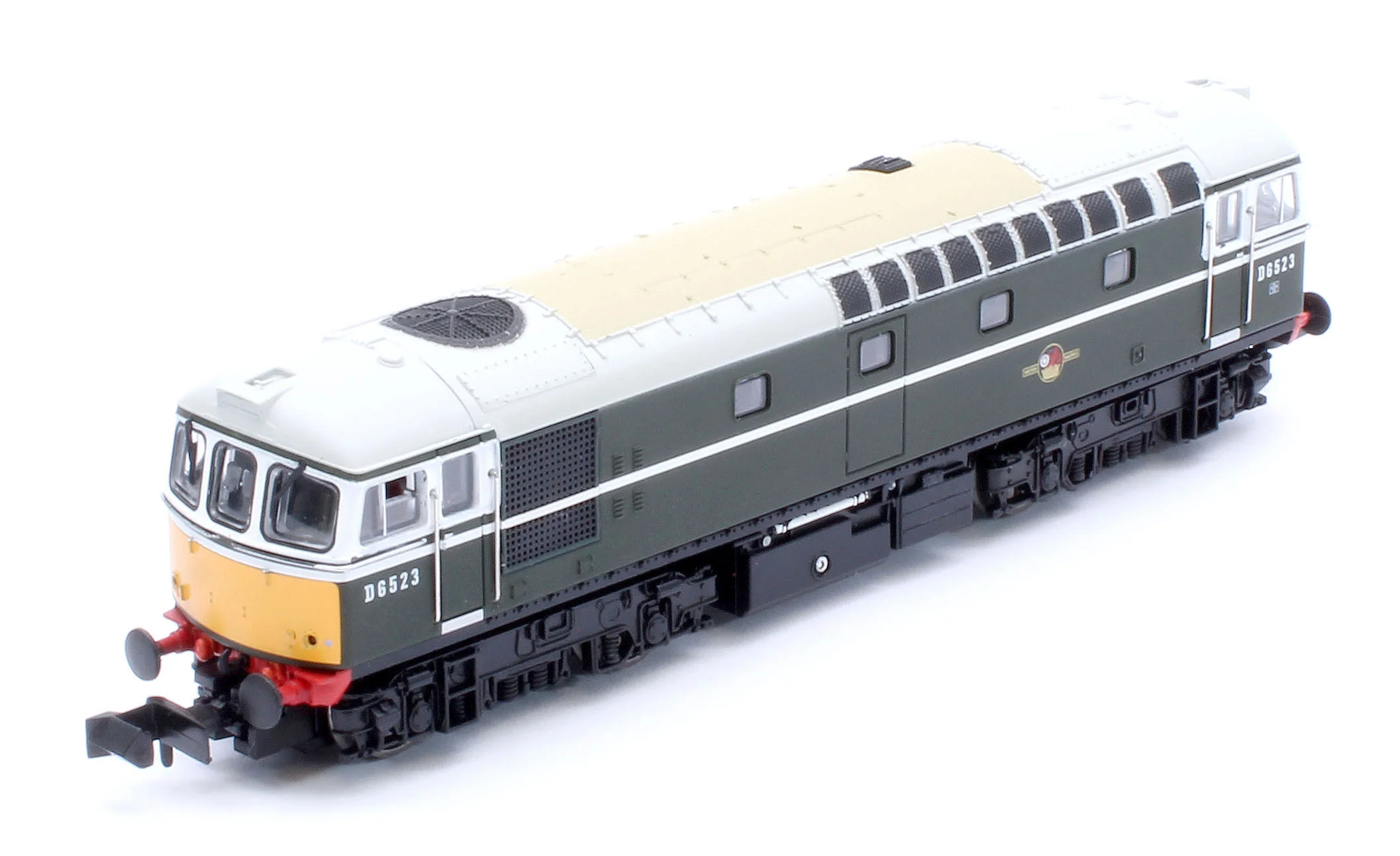 2D-001-010 Class 33/0 D6523 BR Green Small Yellow Panels Diesel Locomotive - Image 10