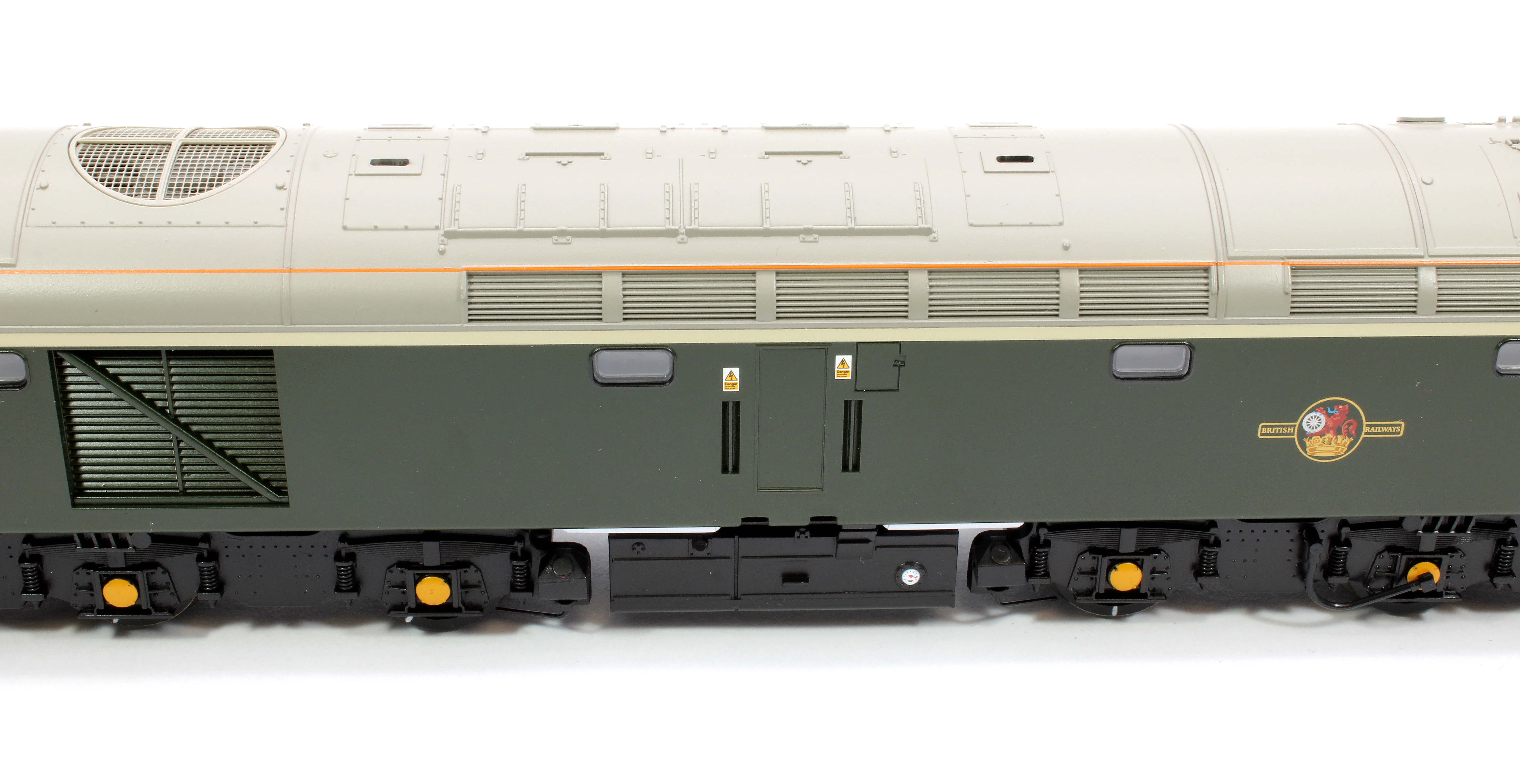 32-491 Class 40 Centre Headcode D345 BR Green (Small Yellow Panels) Diesel Locomotive - Image 10