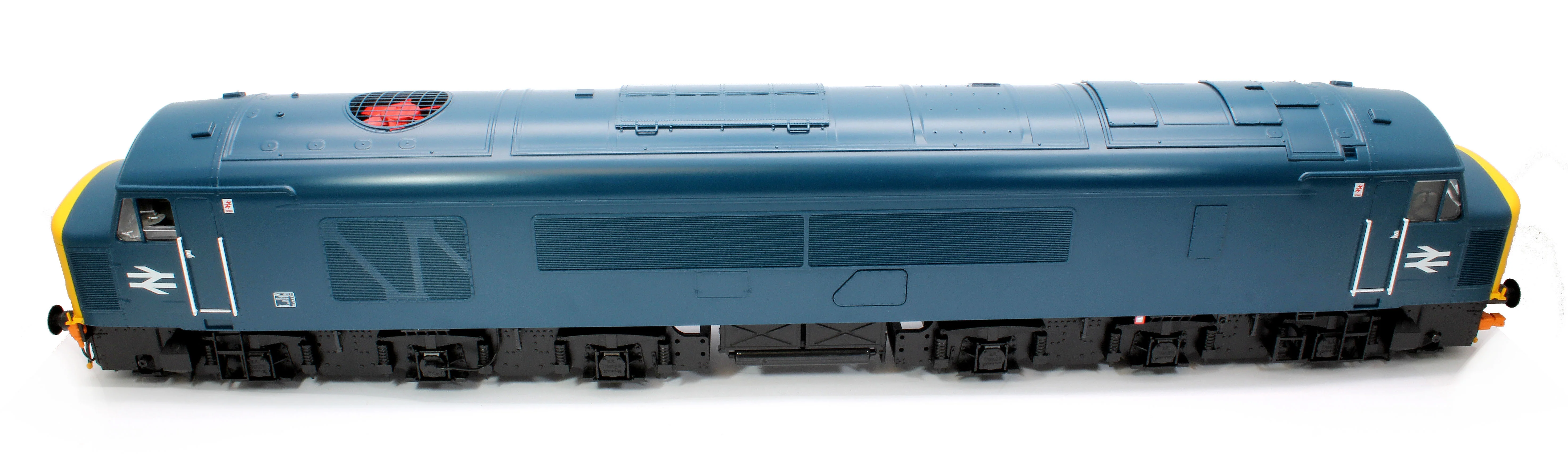4527 Class 45/1 BR blue unnumbered with HI headlight Diesel Locomotive - Image 10