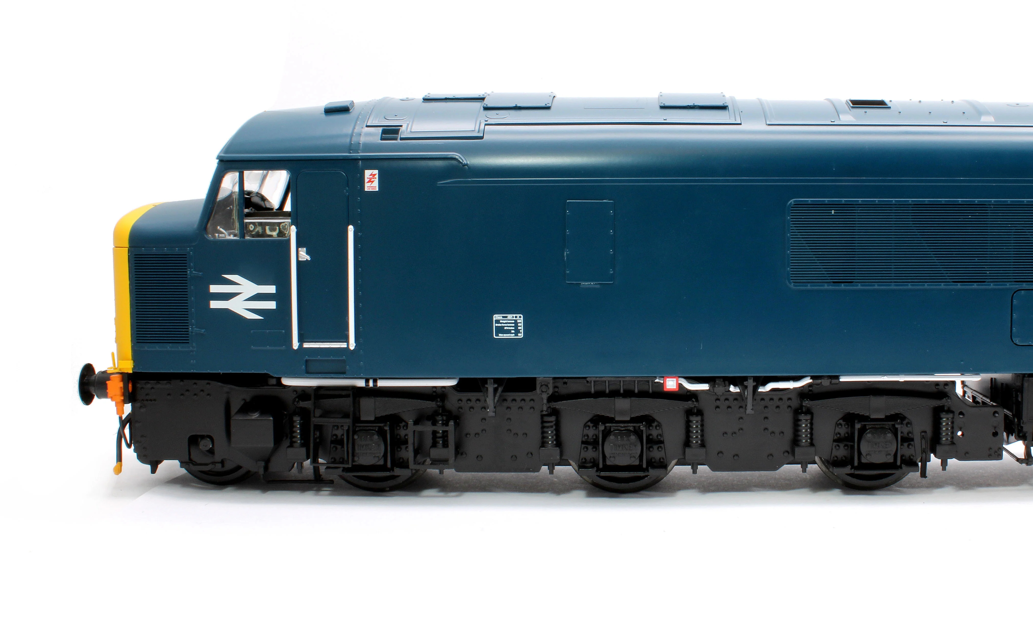 4527 Class 45/1 BR blue unnumbered with HI headlight Diesel Locomotive - Image 6
