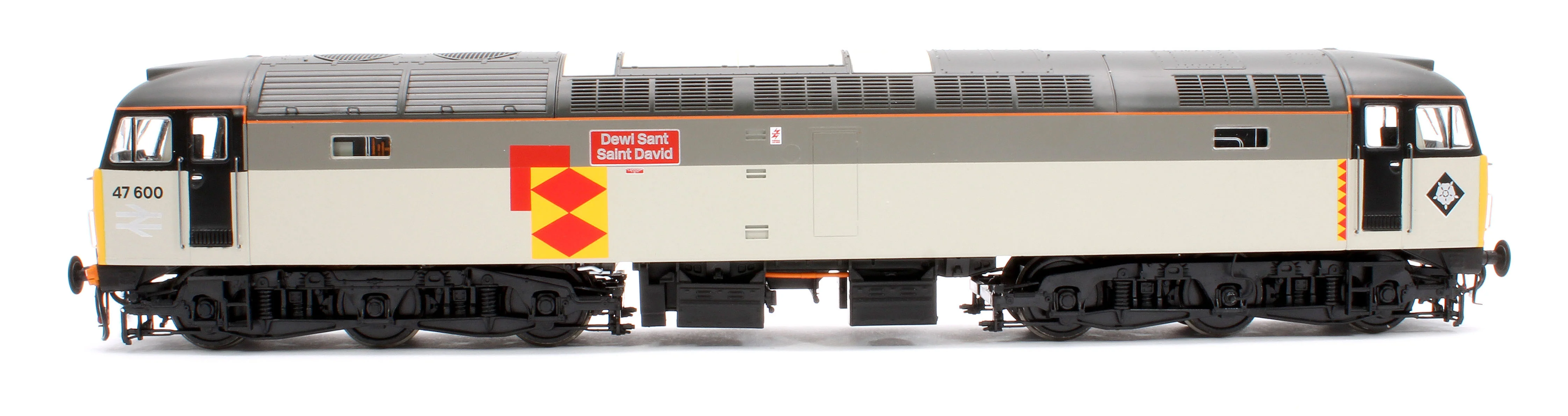 GM4240224 Class 47 600 'Dewi Saint/Saint David' Railfreight Distribution Diesel Locomotive - DCC Sound - Image 5