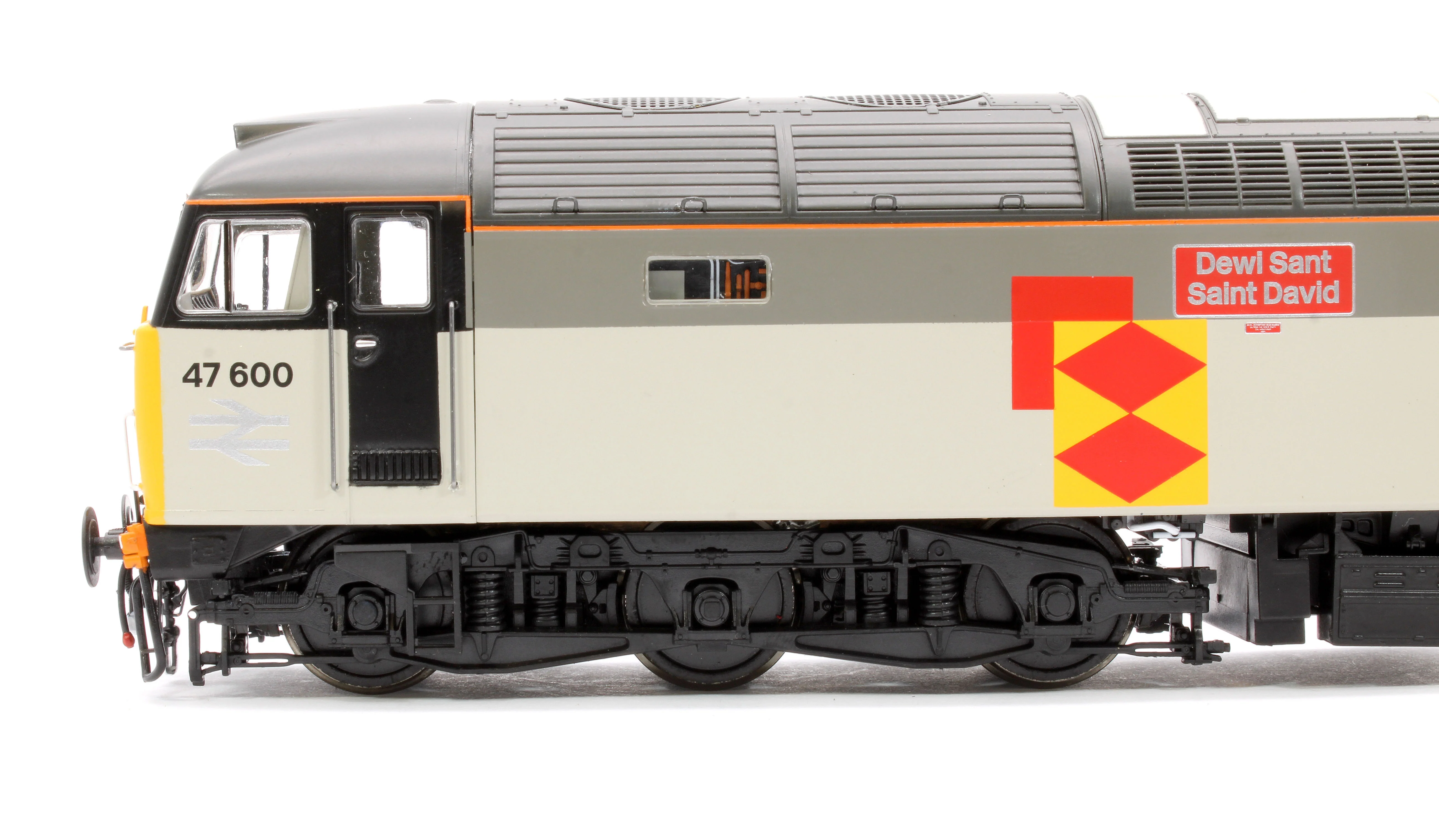 GM4240224 Class 47 600 'Dewi Saint/Saint David' Railfreight Distribution Diesel Locomotive - DCC Sound - Image 6