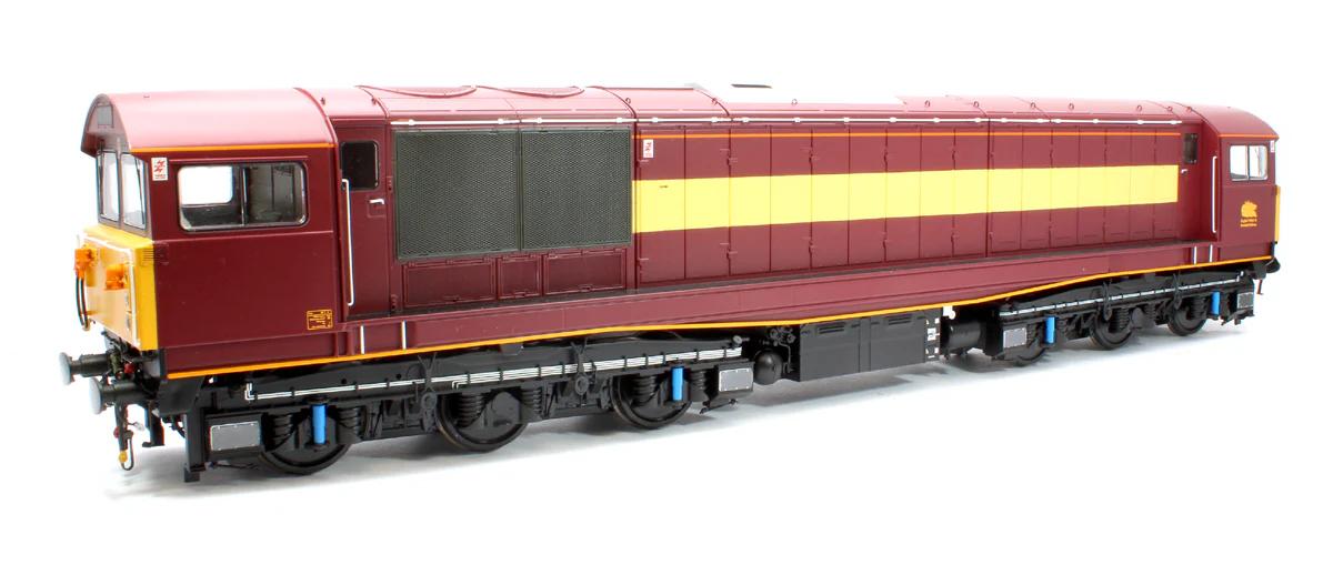 5854 Class 58 EWS Red/Gold Diesel Locomotive - Image 3