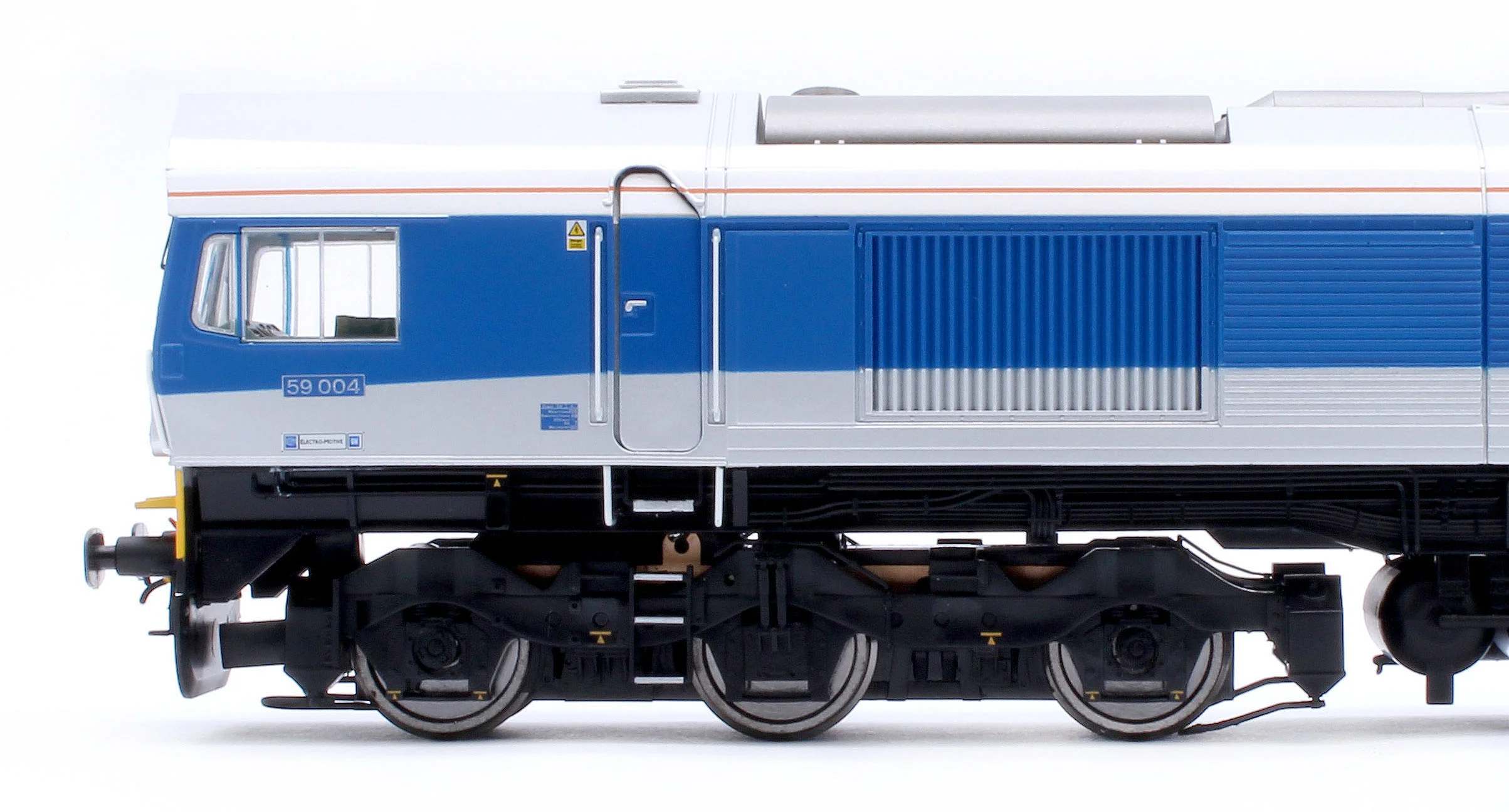 4D-005-004SSM Class 59 59004 Late Foster Yeoman Paul A Hammond Diesel Locomotive - DCC Sound & Smoke Fitted - Image 6