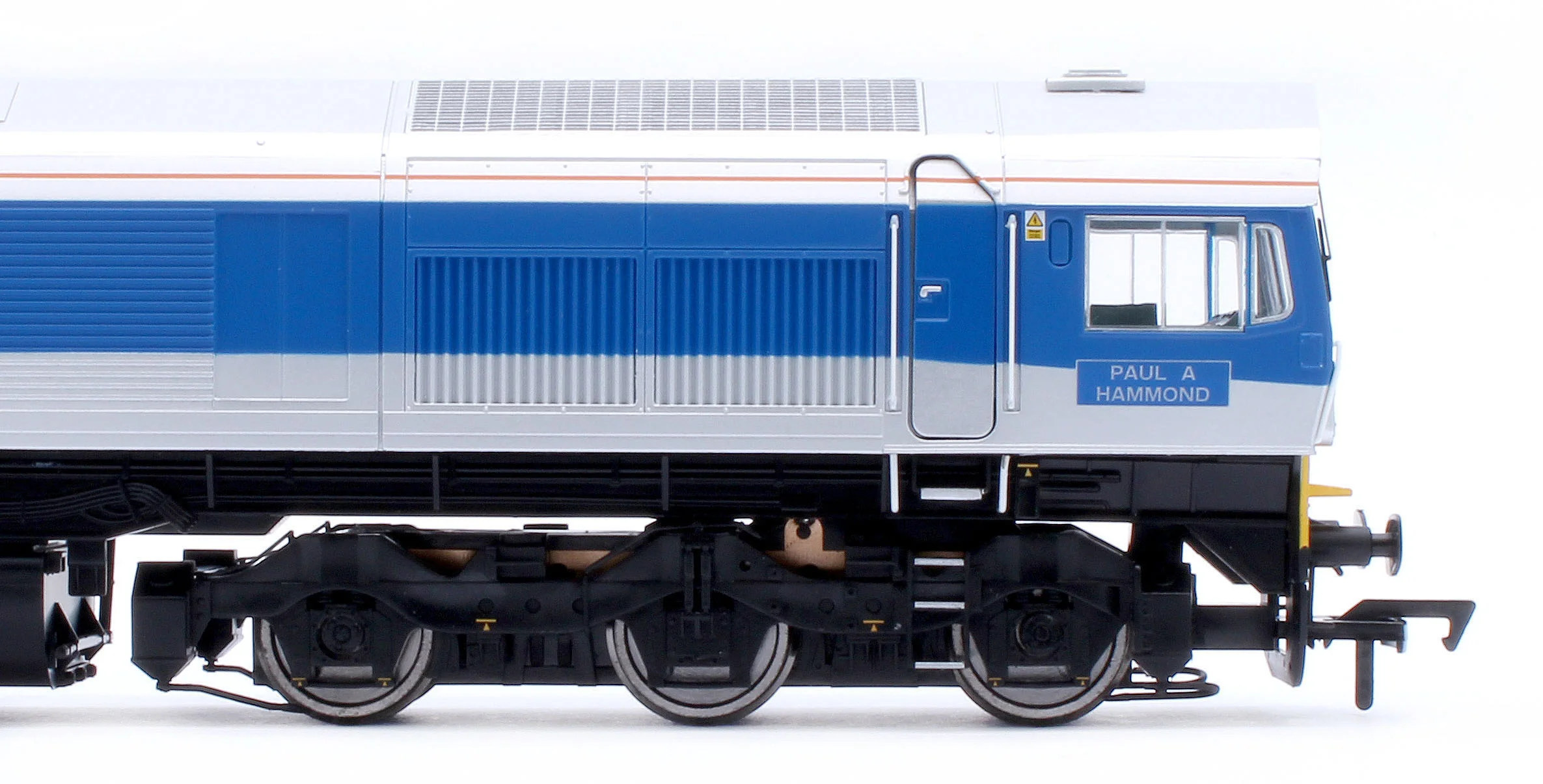 4D-005-004SSM Class 59 59004 Late Foster Yeoman Paul A Hammond Diesel Locomotive - DCC Sound & Smoke Fitted - Image 8