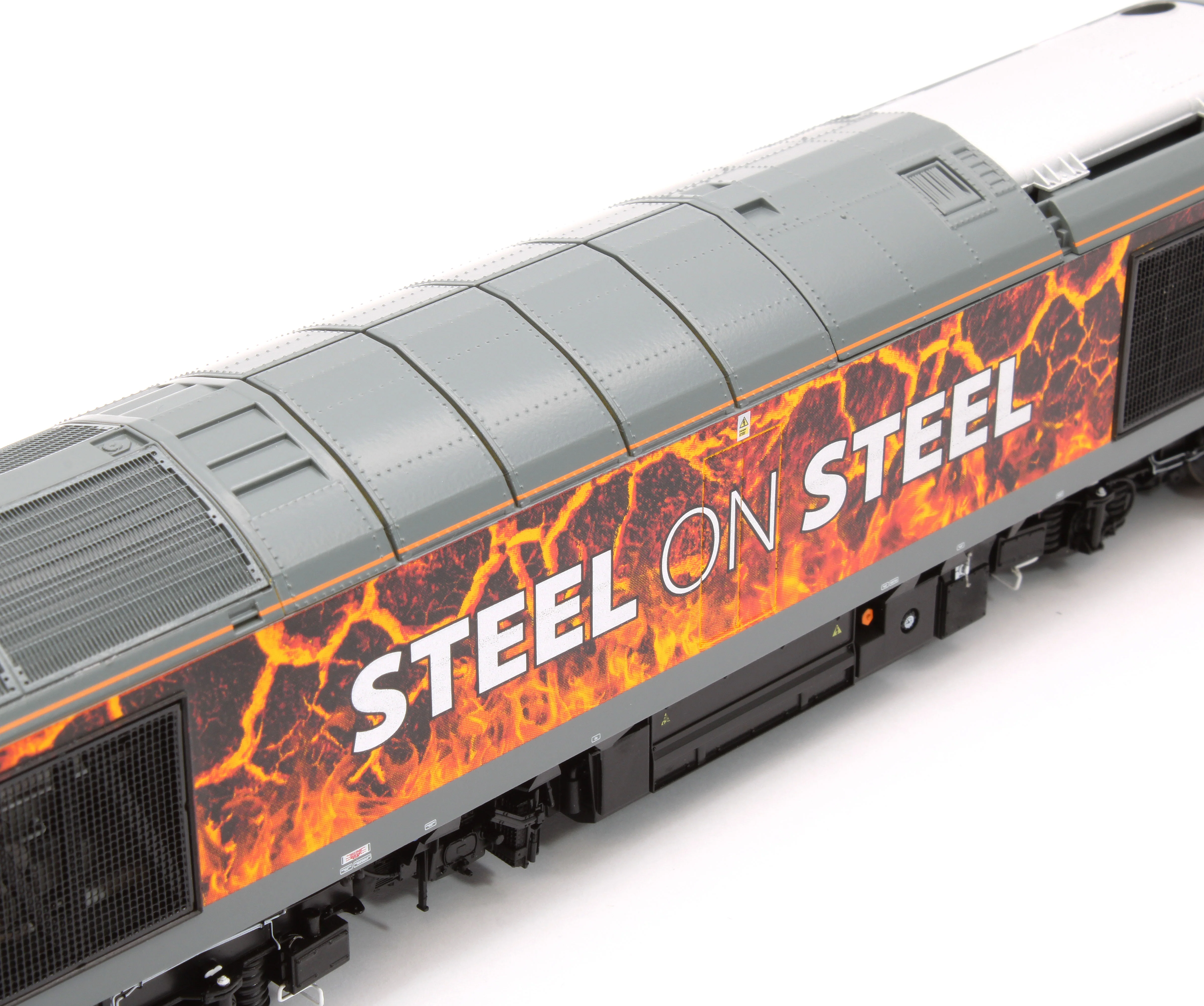 CM-60062-DBCS SF Class 60 062 DB Cargo UK “Steel on Steel - Sonia” Diesel Electric Locomotive - DCC Sound - Image 10