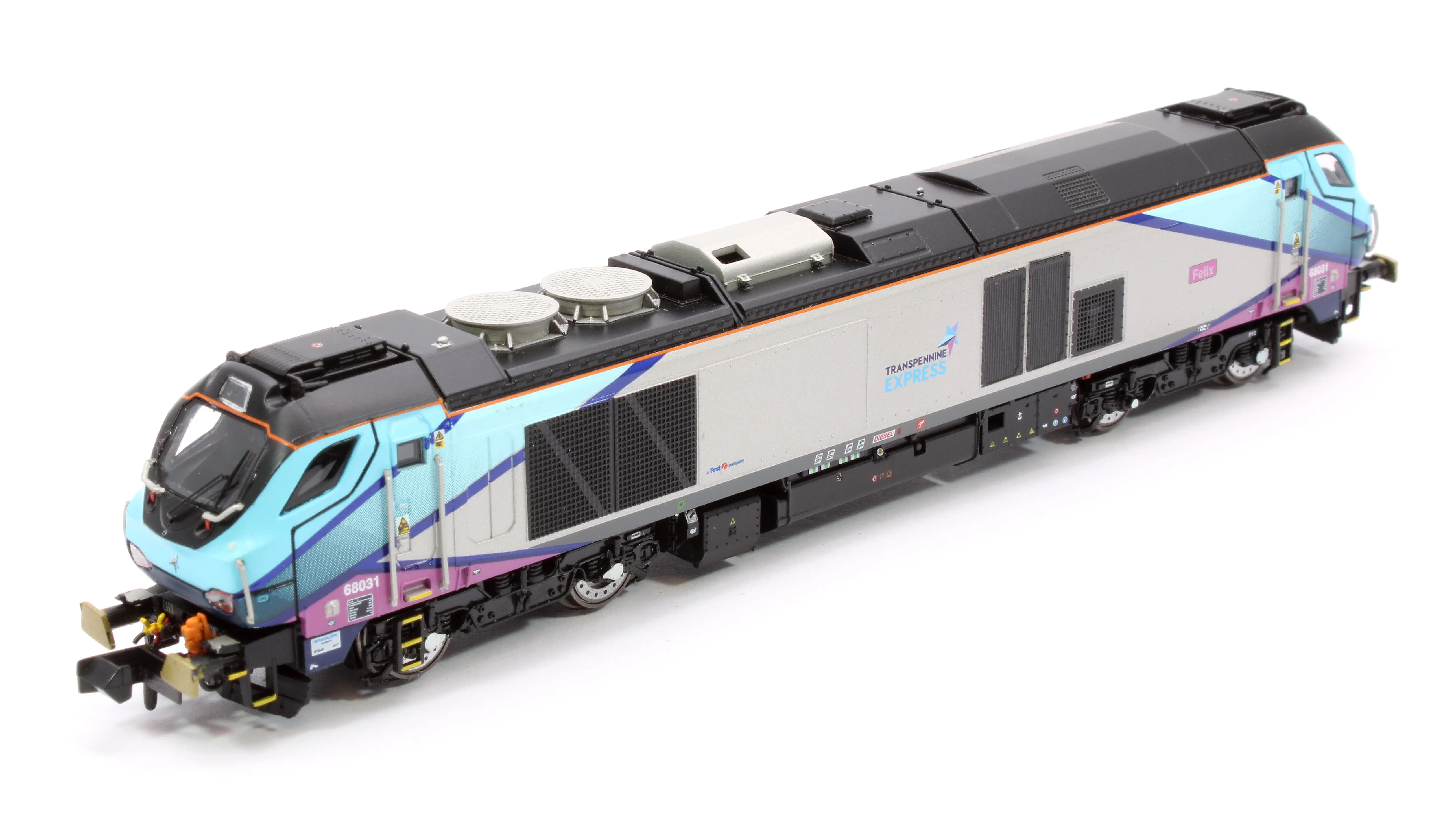 2D-022-015D Class 68 Felix 68031 Transpennine Express Diesel Locomotive - DCC Fitted - Image 11