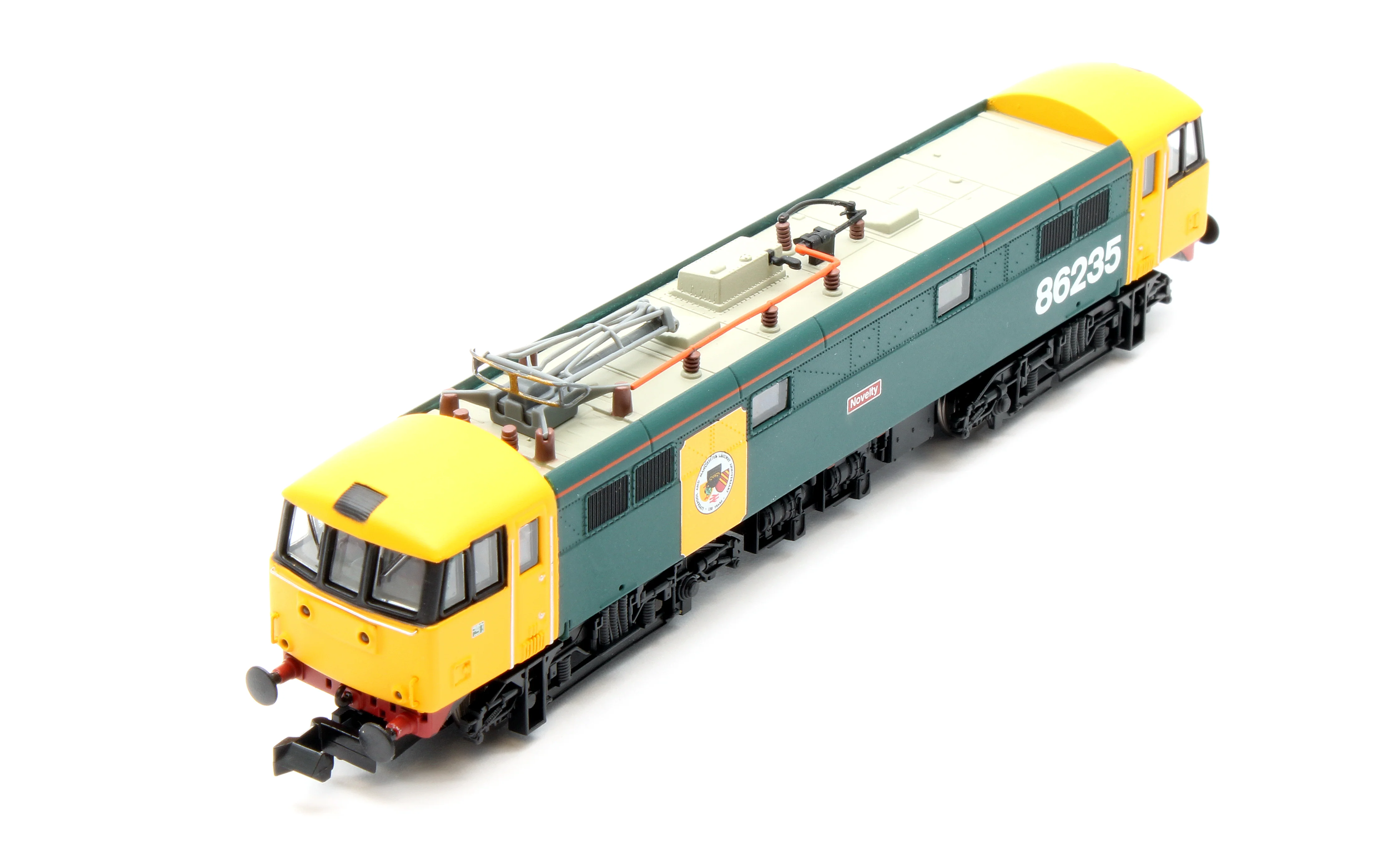 GM2210801 Class 86 235 'Novelty' BR Rainhill 150 Blue/Yellow Electric Locomotive - Image 8