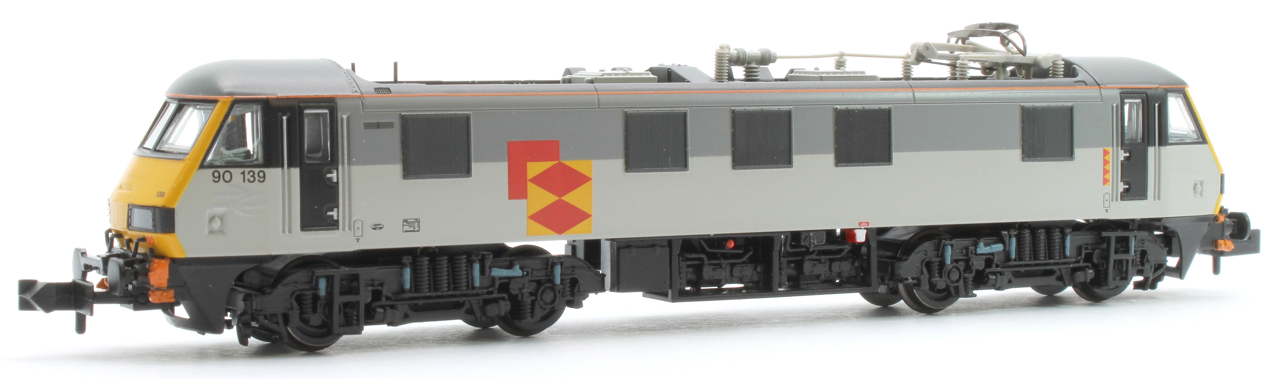 371-781A Class 90/1 90139 BR Railfreight Distribution Sector Electric Locomotive