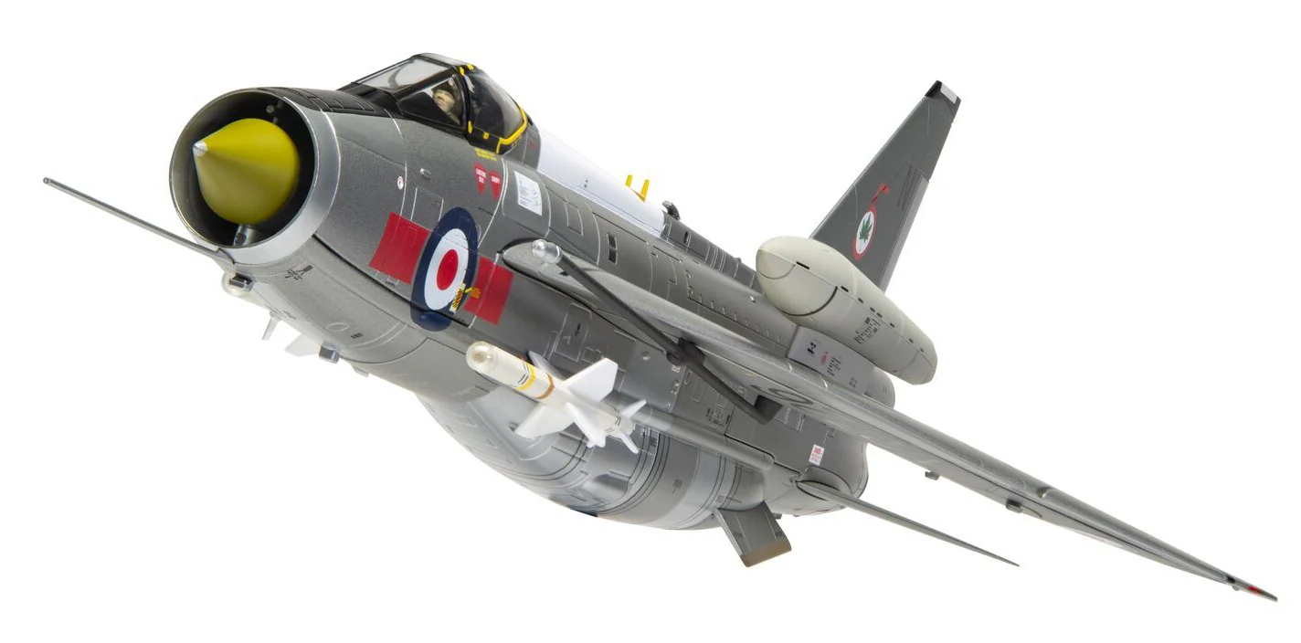 AA28404 English Electric Lightning F.6 XR726/N, RAF No.5 Squadron - Image 6