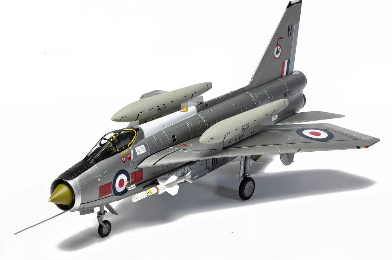 AA28404 English Electric Lightning F.6 XR726/N, RAF No.5 Squadron - Image 7