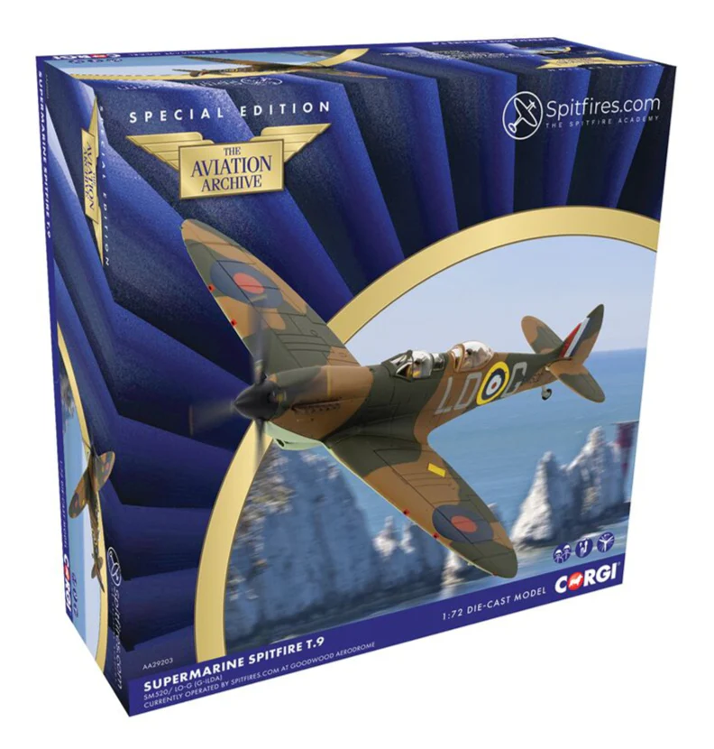 AA29203 Supermarine Spitfire T9, SM520/ LO-G (G-ILDA), RAF No.602 Sqn, Goodwood Aerodrome - Image 6