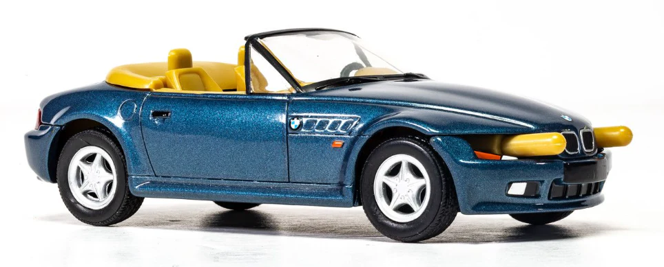 CC04905 James Bond BMW Z3 'GoldenEye' - Image 2