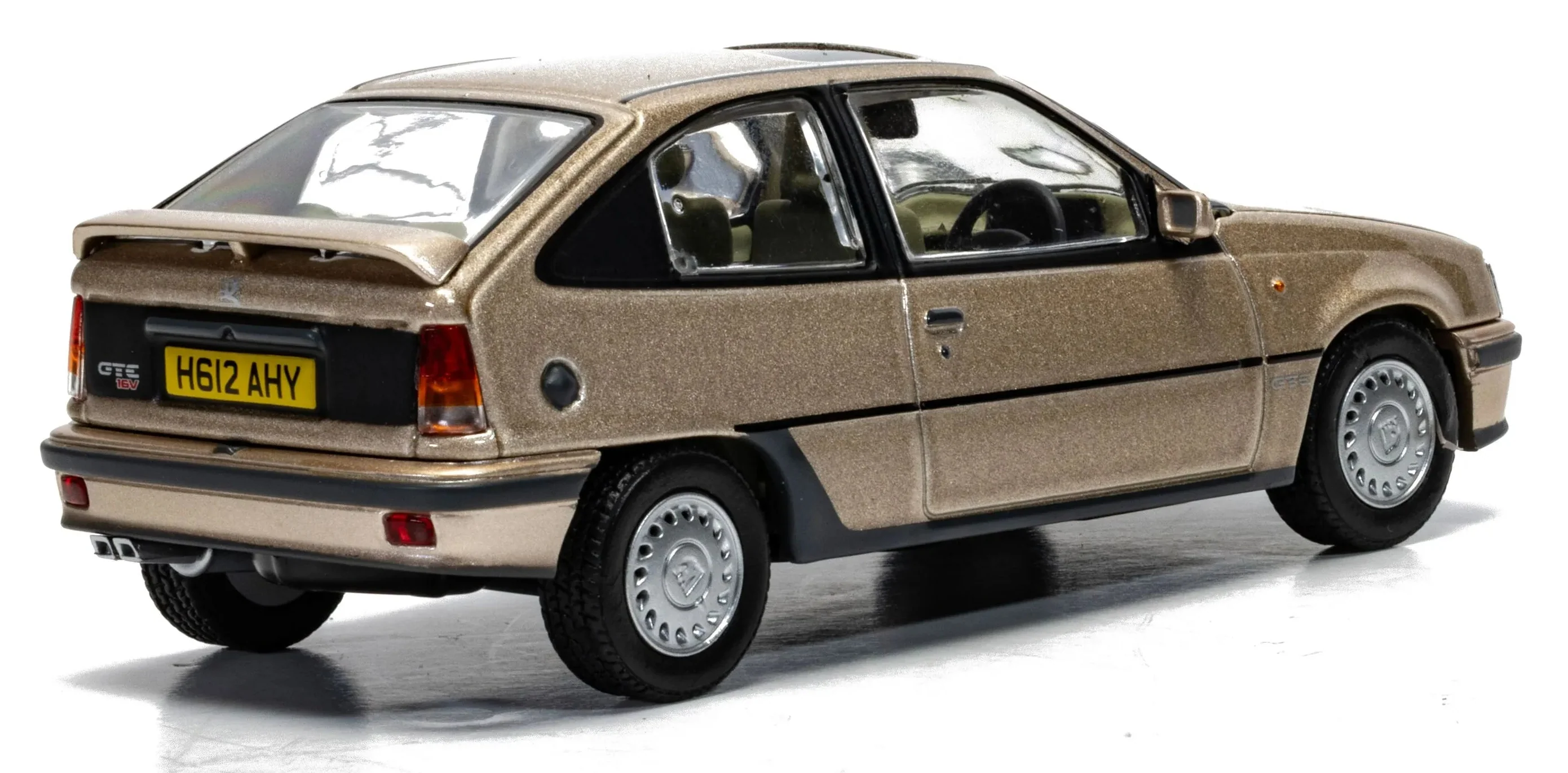 VA13209 Vauxhall Astra Mk2 GTE 16V, Rembrandt Silver - Image 3