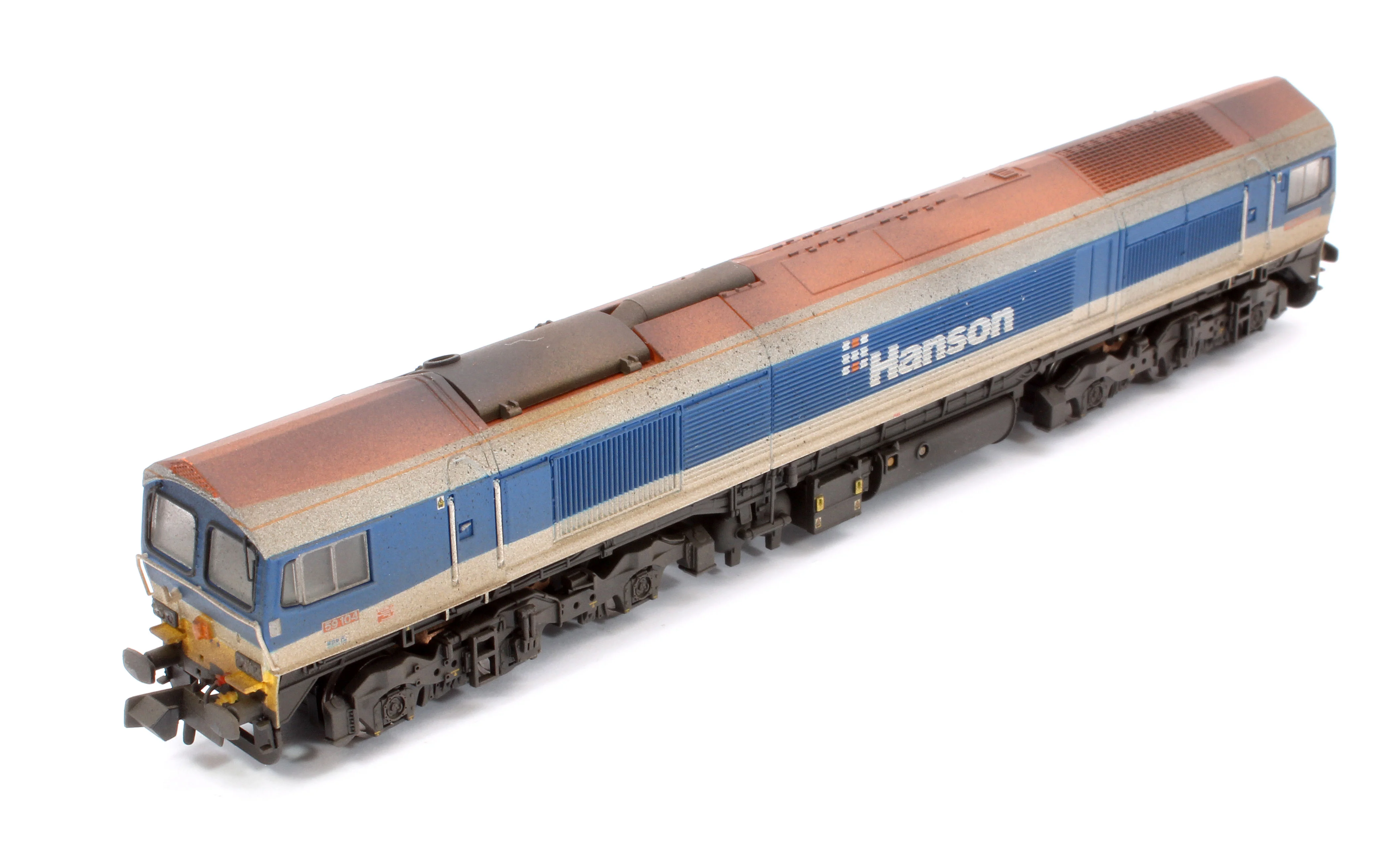 2D-005-004W Custom Weathered Class 59104 'Village of Great Elm' Hanson Diesel Locomotive - Image 8