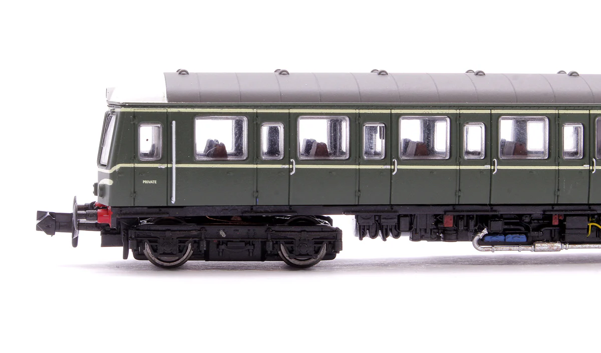 2D-015-004D Class 122 E55012 BR Green with Whiskers (Preserved) Diesel Locomotive - DCC Fitted - Image 6