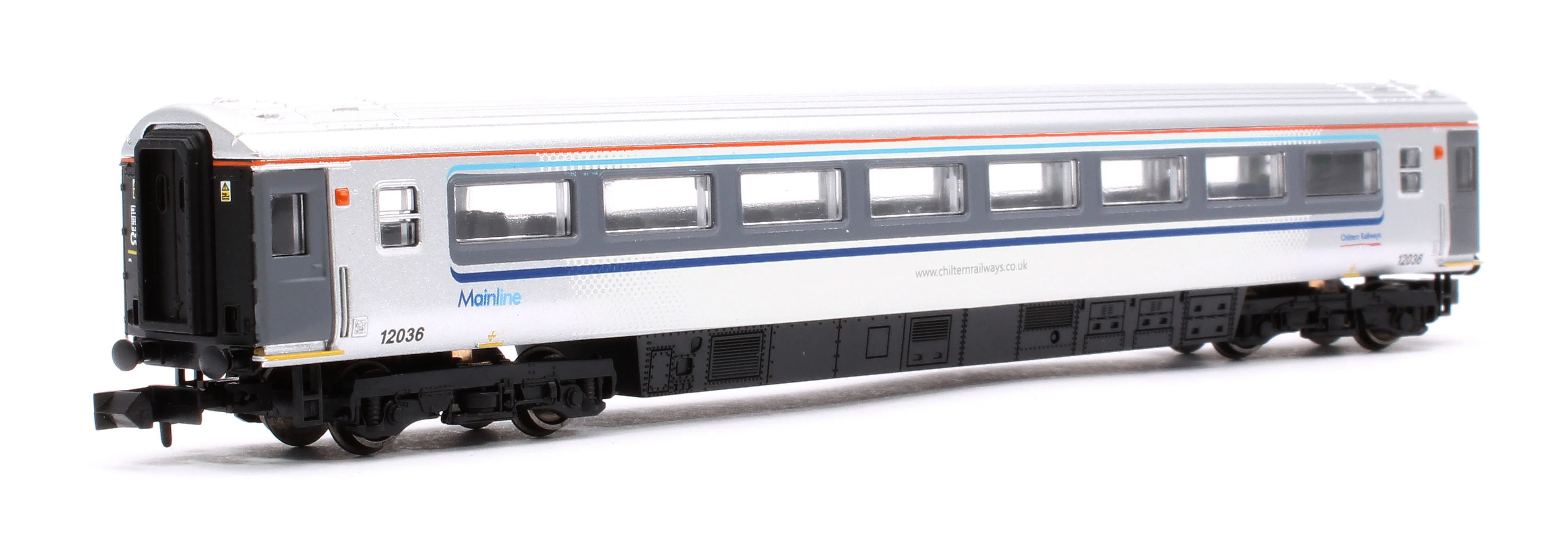 2D-017-101 Chiltern Railways 'Mainline' 8 Piece Slam Door Set with DVT - Image 12