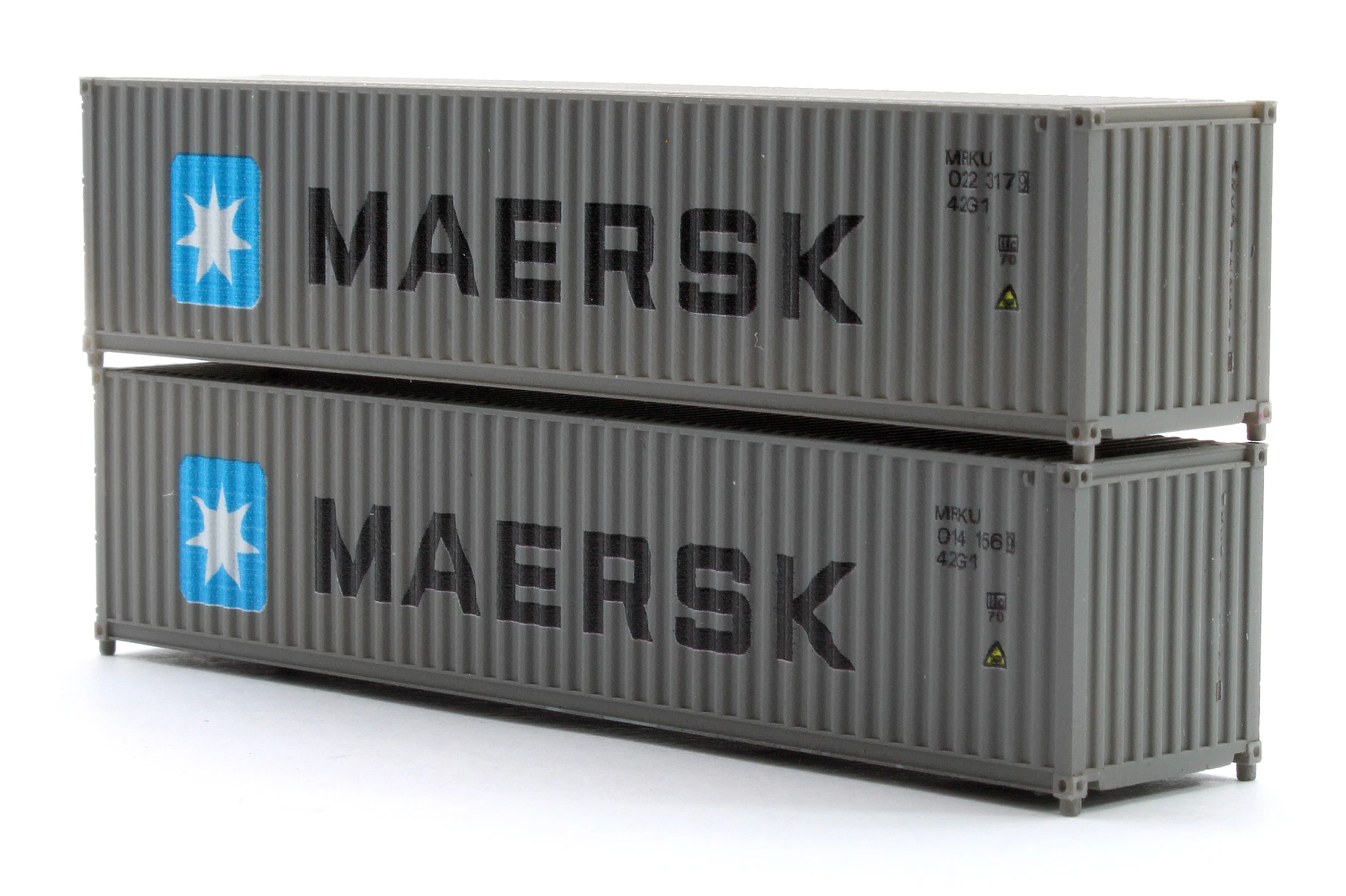 2F-028-112 40 FT Container Maersk MRKU 014156 9 & 022317 9 - Image 3