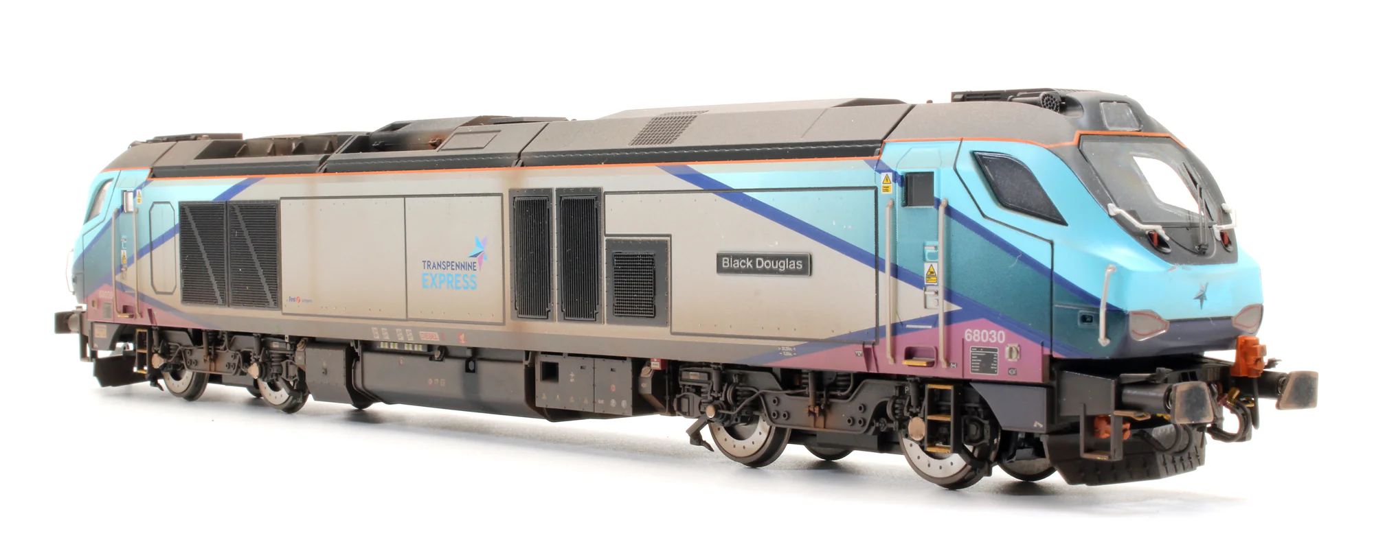 4D-022-025S Pre-Owned Class 68 "Black Douglas" 68030 Transpenine Express Diesel Locomotive - Sound Fitted & Custom Weathered - Image 2