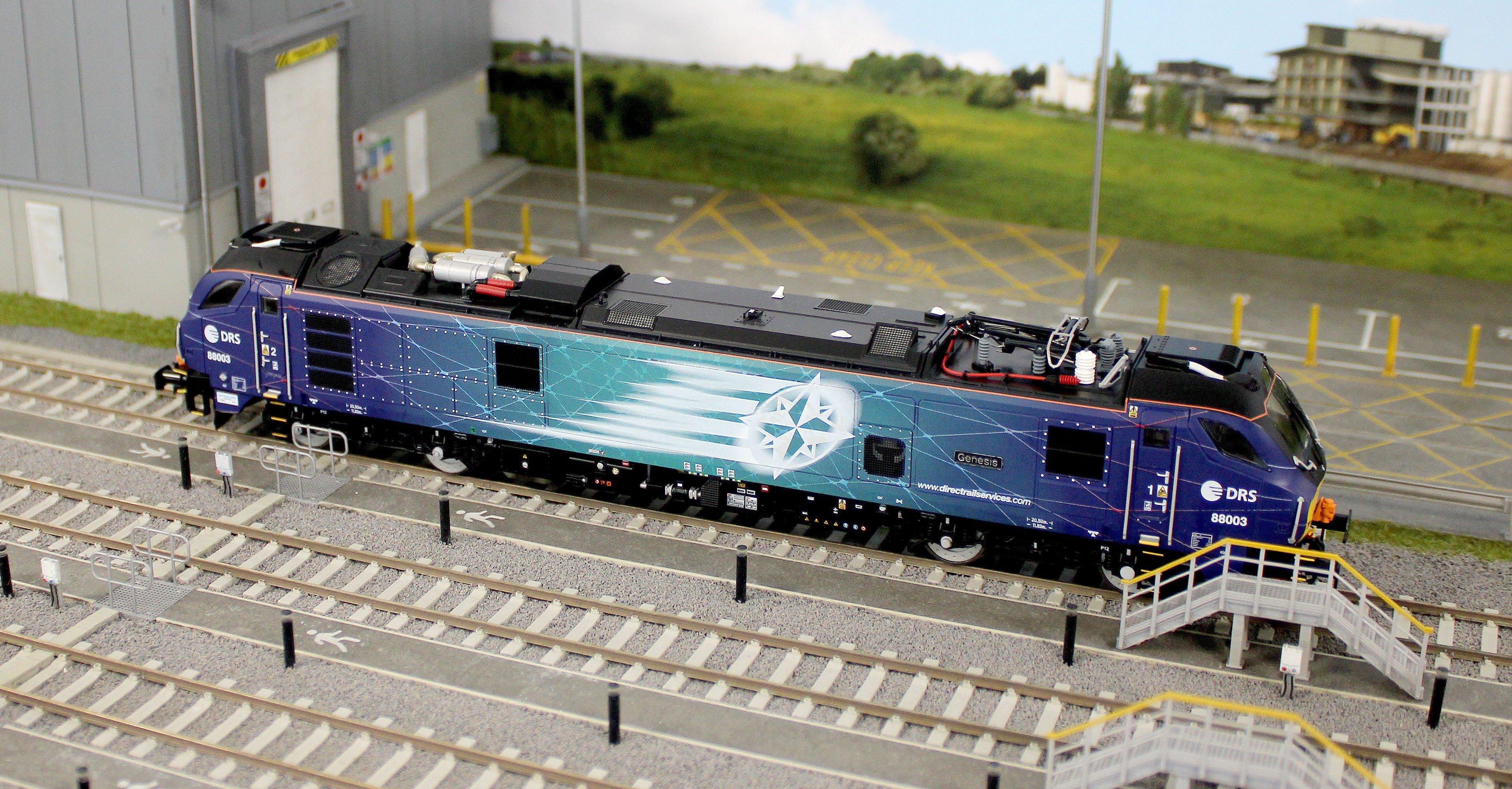 4D-088-002 Class 88 'Genesis' 88003 DRS Electro-Diesel Locomotive - Image 14