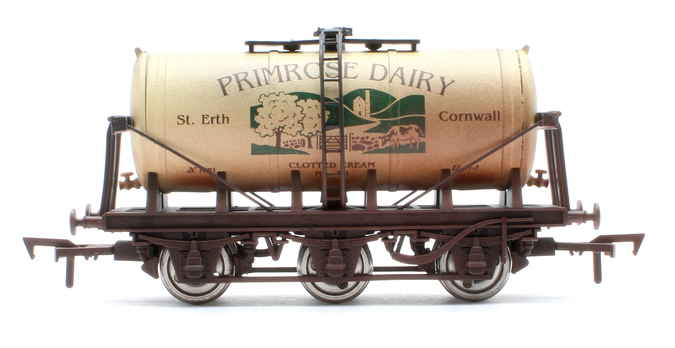 4F-031-138 6 Wheel Milk Tanker Primrose Dairy Weathered - Image 2