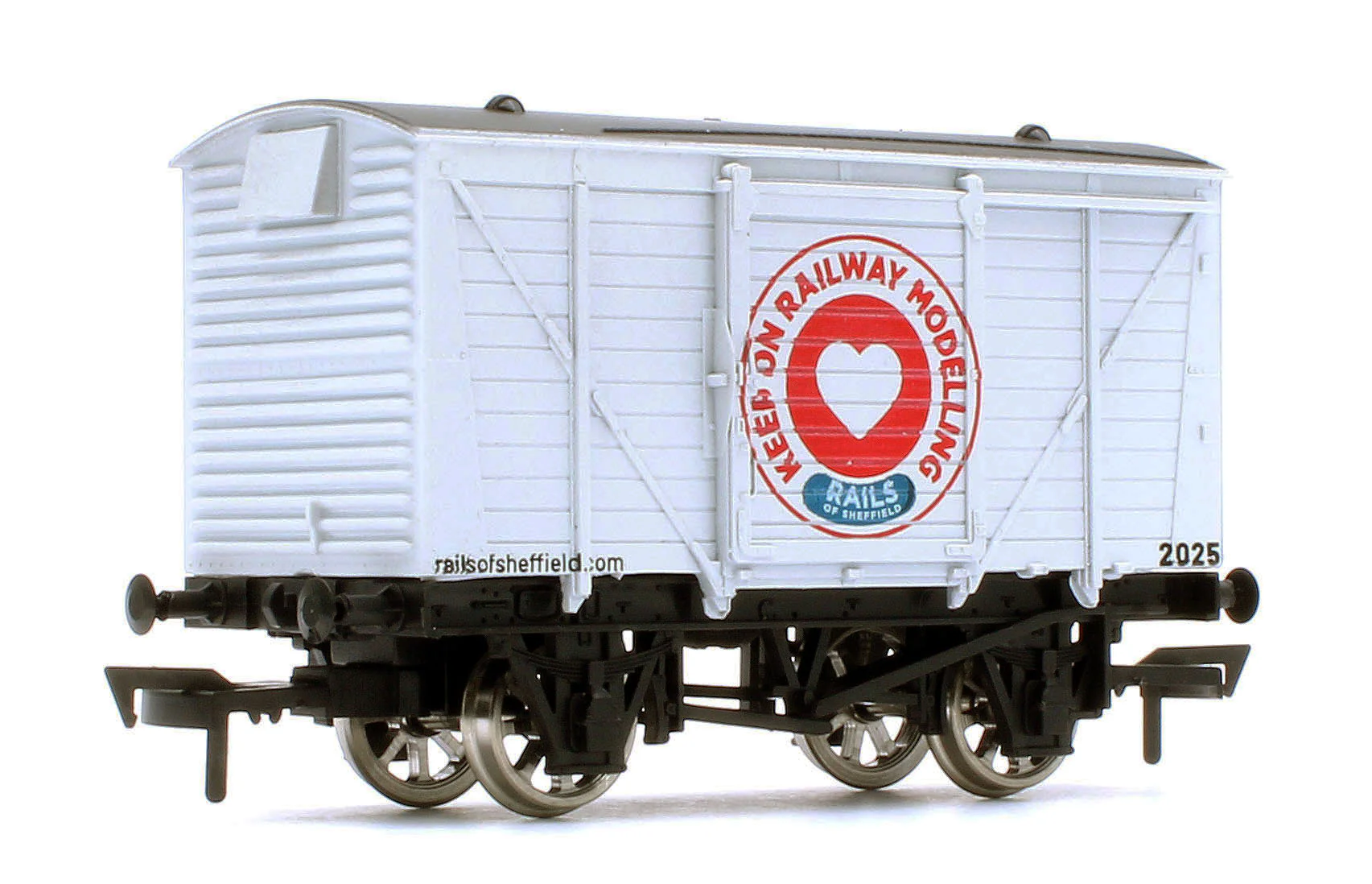 4F-KORM-26 Keep on Railway Modelling by Rails of Sheffield White Vent Van - Image 2