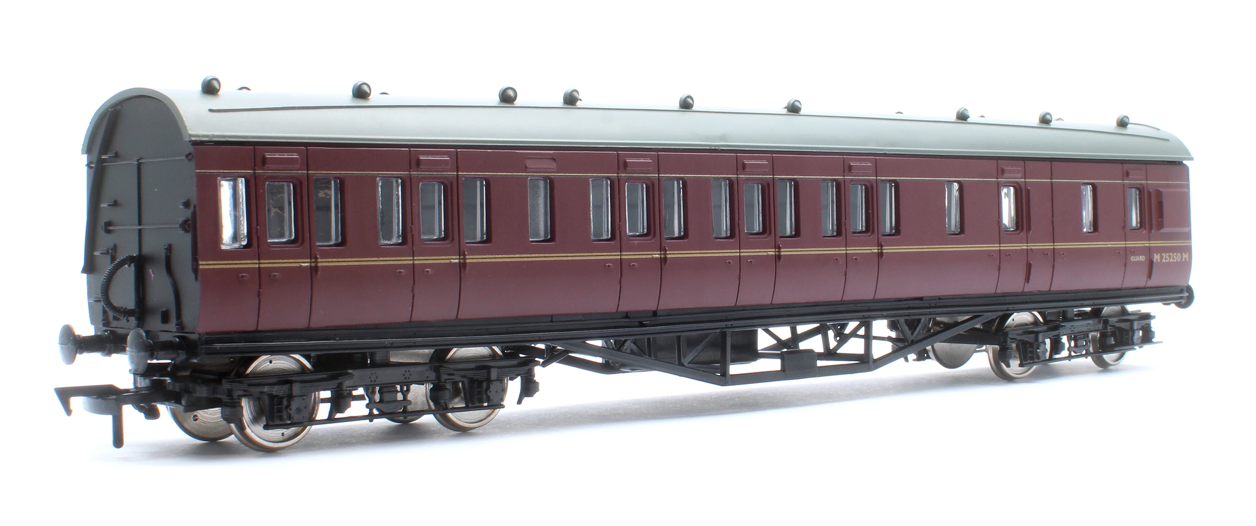 4P-010-301 57ft Stanier Non-Corridor Brake M25250M BR Lined Maroon