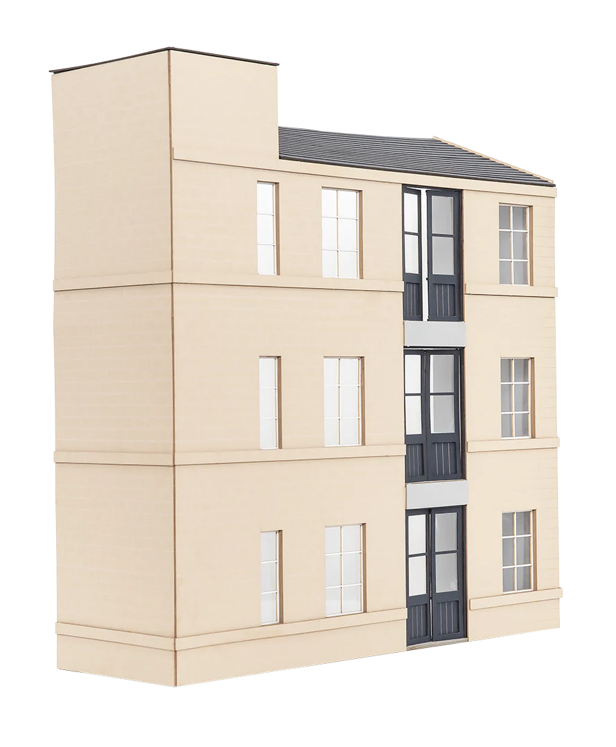 7B-005-002 Kitmaster Genesis - Low Relief Stone Factory End (Doors Only) Building Kit - Image 2