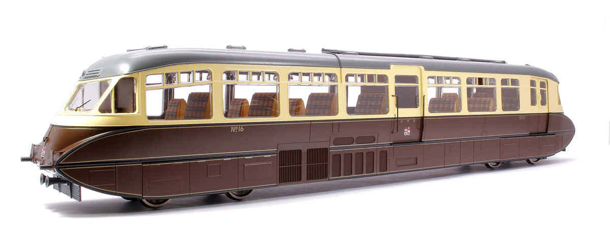 7D-011-003D Streamlined Railcar 16 Lined Chocolate & Cream GWR Twin Cities Diesel Locomotive - DCC Fitted