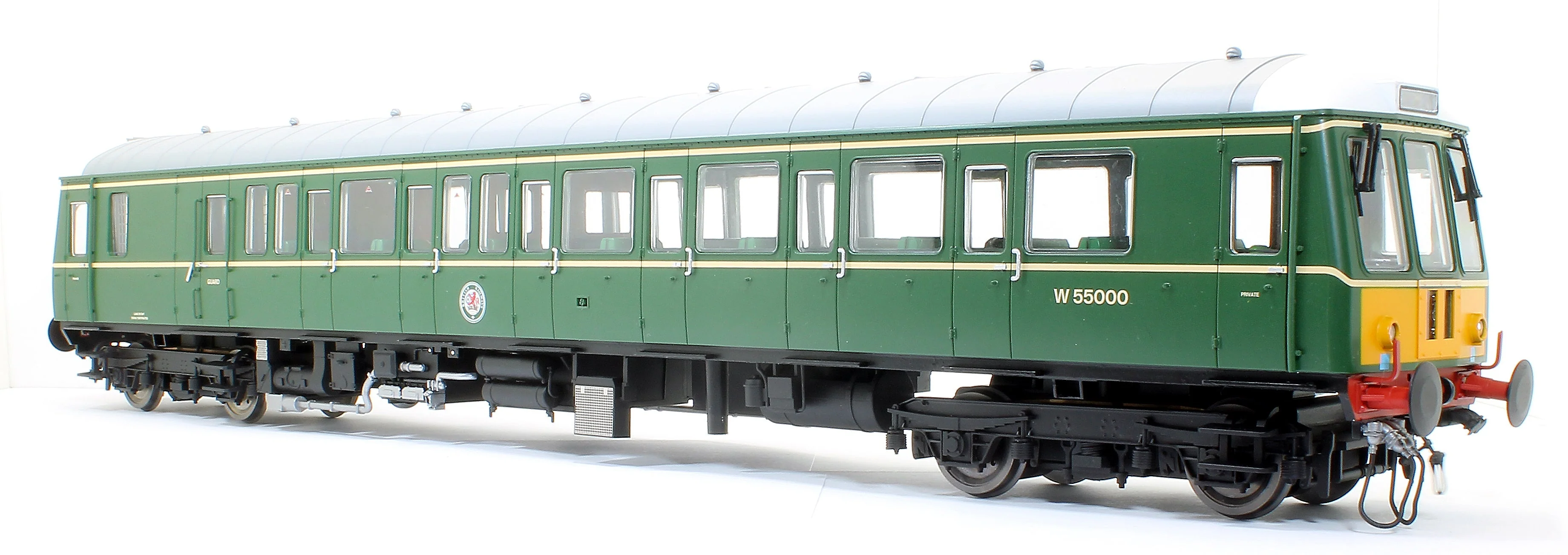 7D-015-002 Pre-Owned Class 122 55000 BR Green (SYP) - DCC Fitted - Image 5