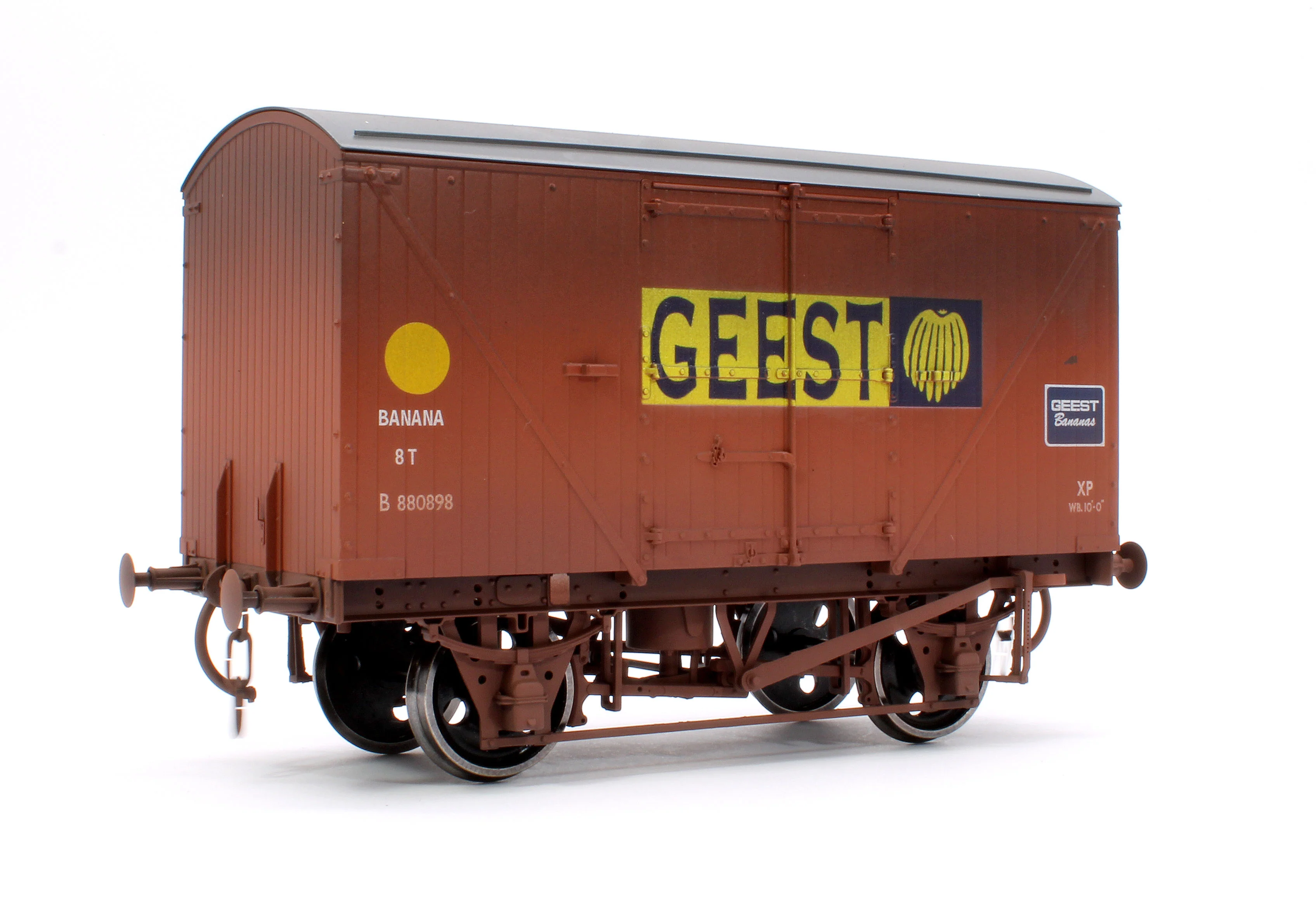 7F-016-008W Banana Van Geest Bauxite Large Logo B880898 - Weathered