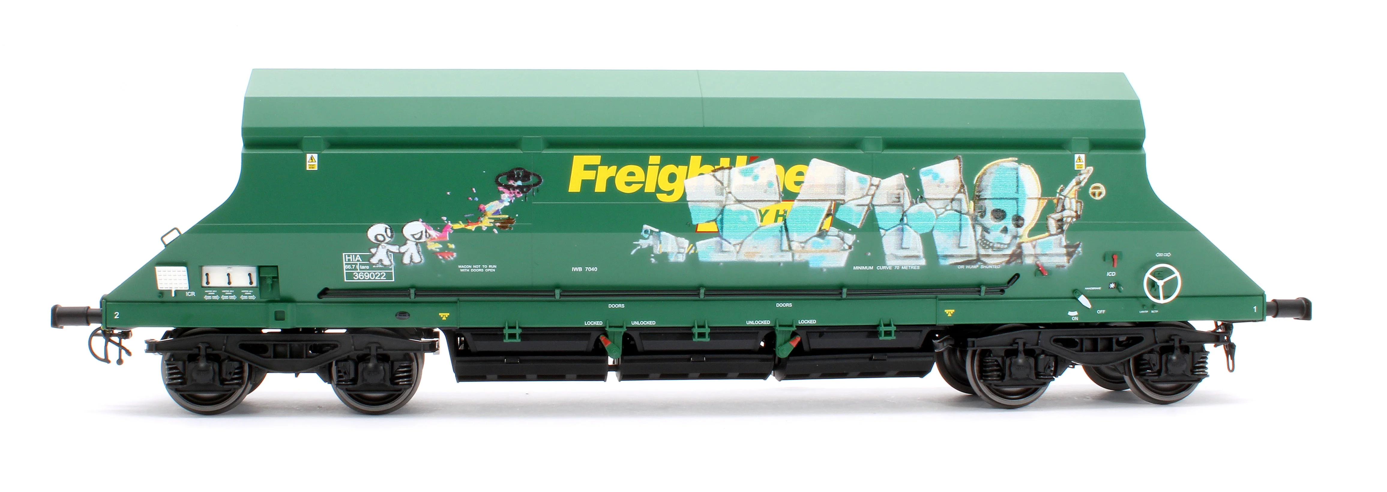 7F-026-002G1 HIA Freightliner Green Heavy Haul Limestone Hopper 369022 Graffiti - Image 4