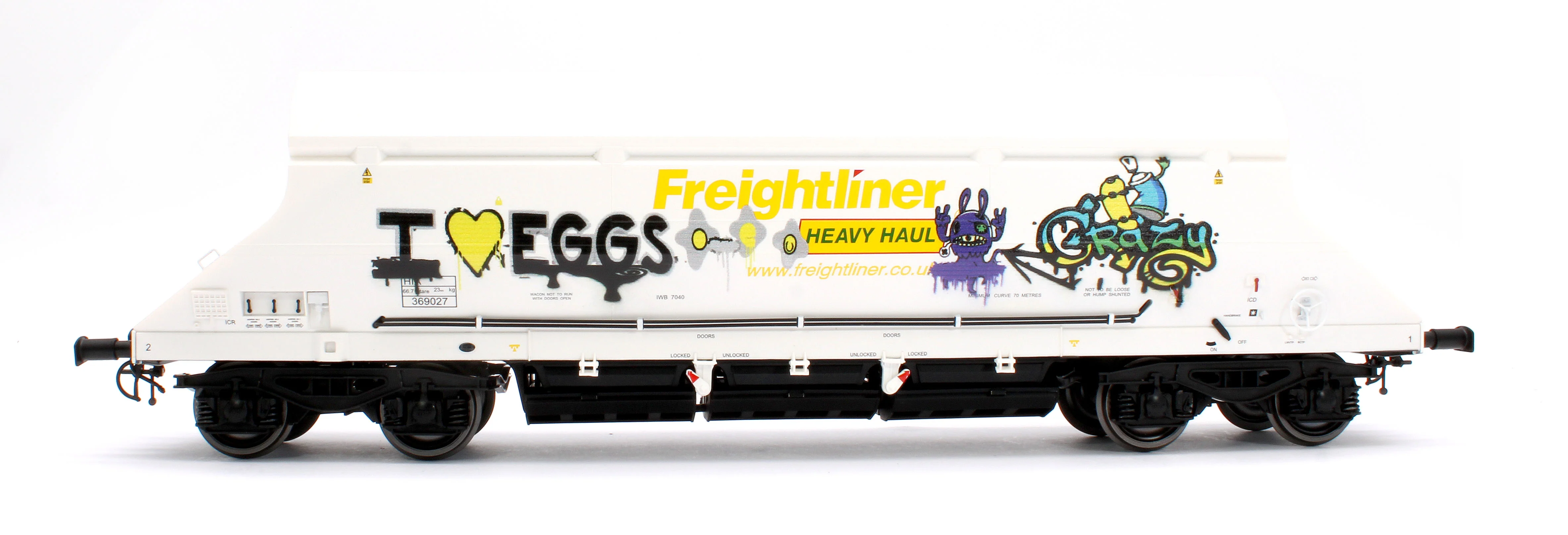 7F-026-003G1 HIA Freightliner White Heavy Haul Limestone Hopper 369027 Graffiti - Image 2