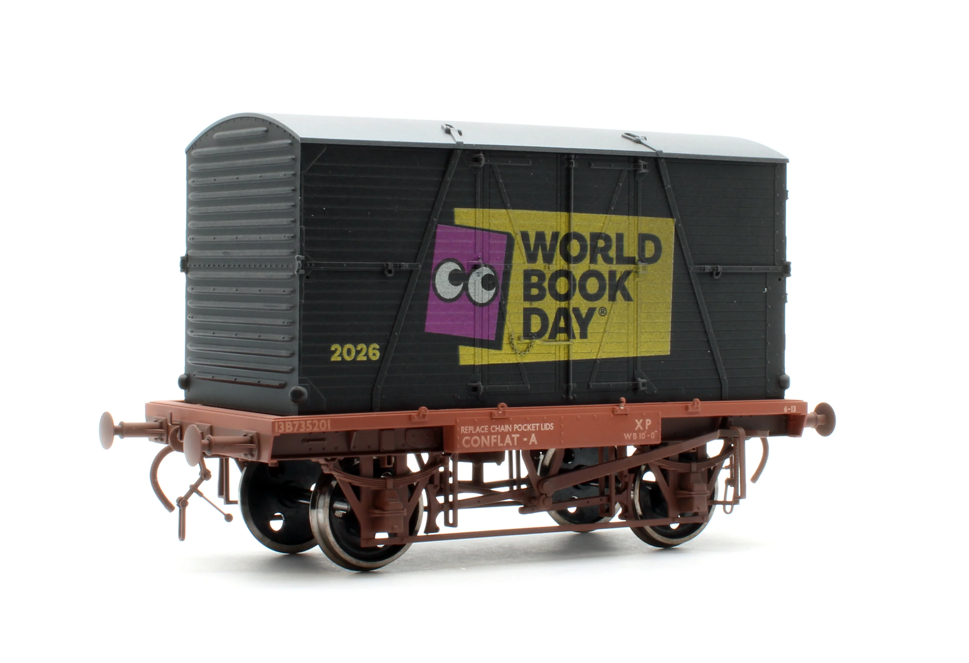 7F-037-021W Ventilated Van World Book Day - Weathering - Image 2