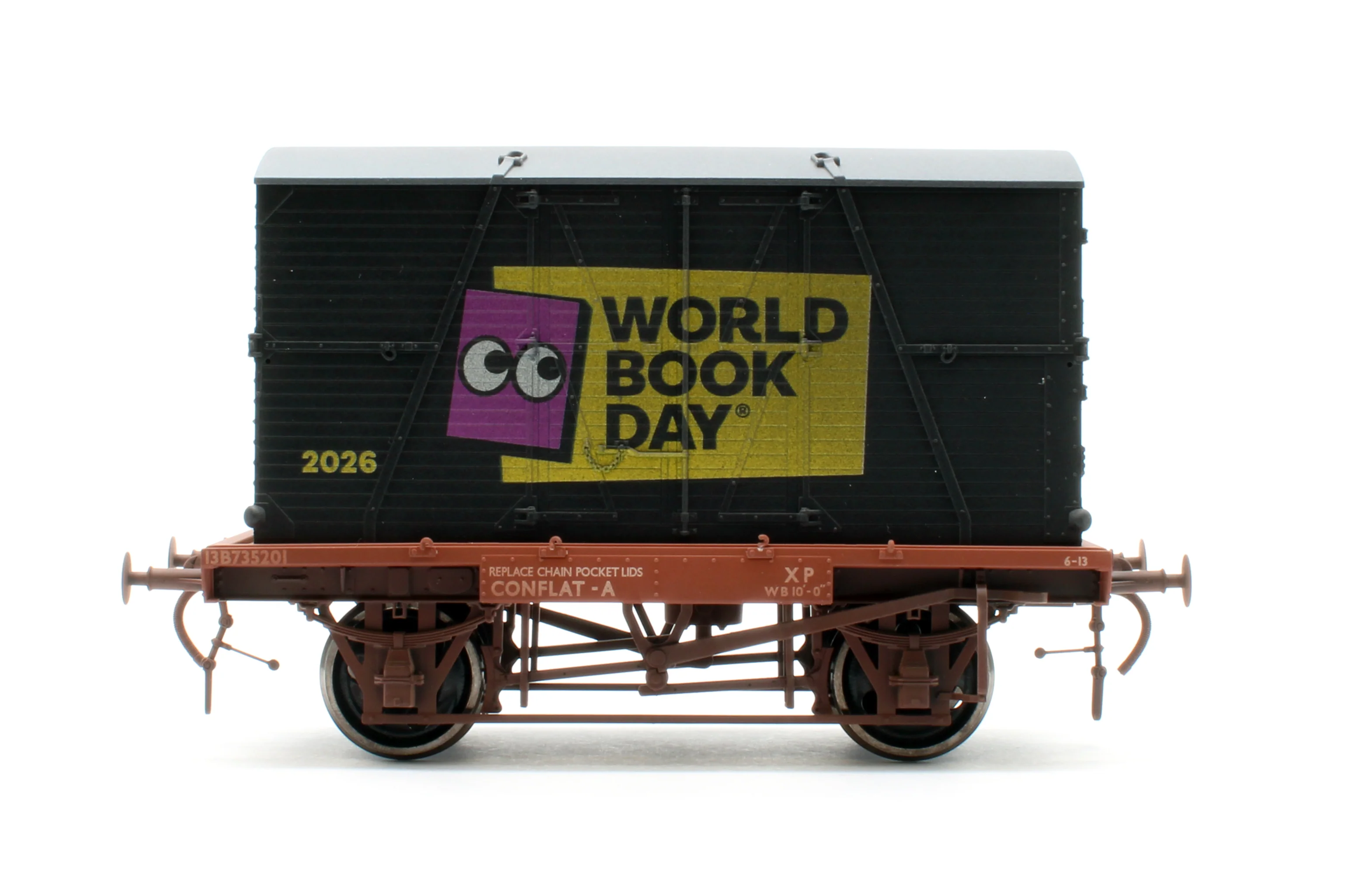 7F-037-021W Ventilated Van World Book Day - Weathering - Image 3