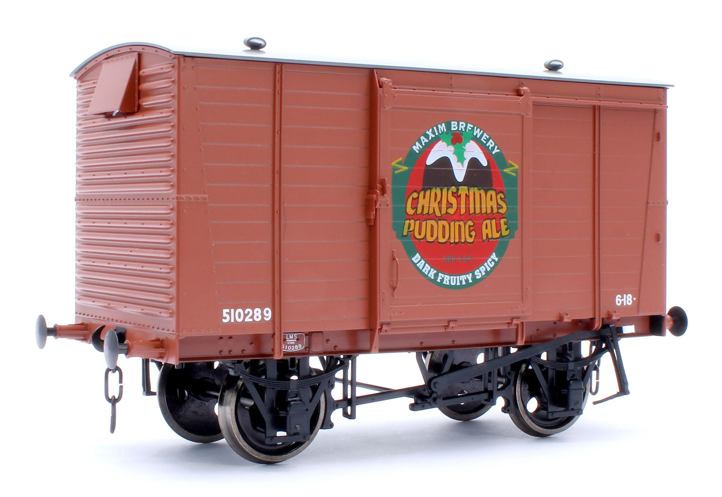 7F-065-007 LMS 12t Van Christmas Pudding Ale