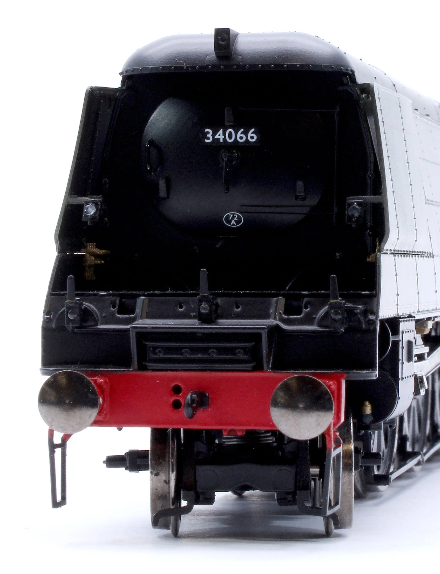 BL-002-002 Black Label Battle of Britain Spitfire 34066 BR Green Late Crest Steam Locomotive - DCC Sound & Smoke - Image 10