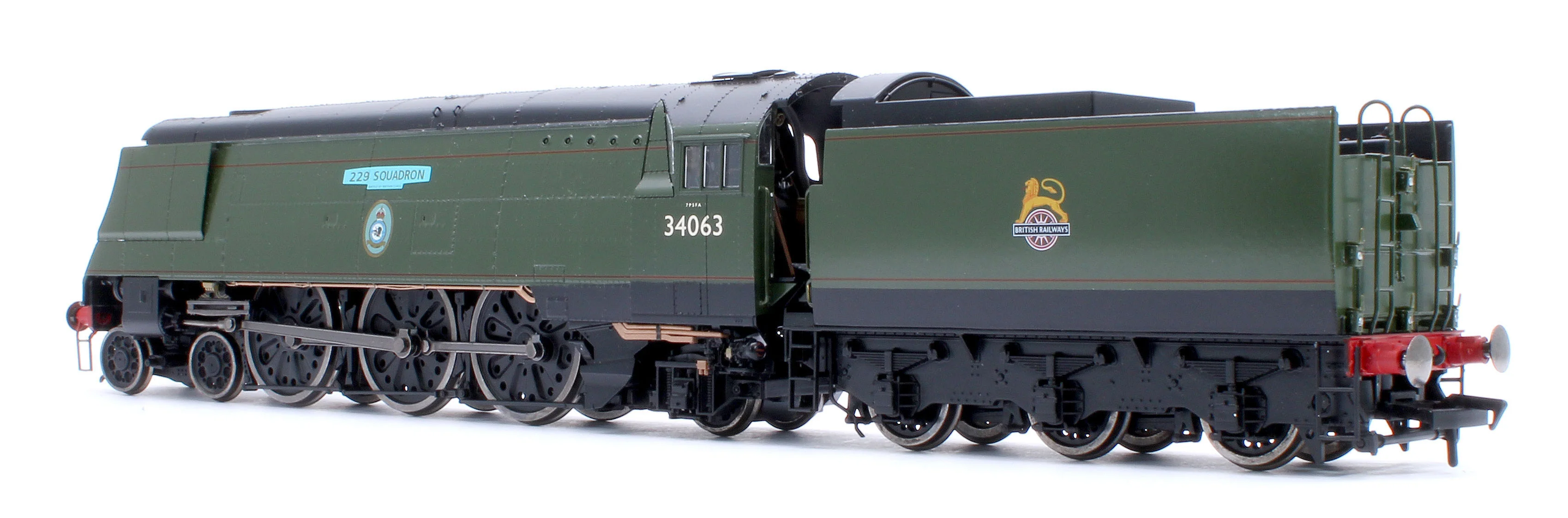 BL-002-003 Black Label Battle of Britain 229 Squadron 34063 BR Green Early Crest Steam Locomotive - DCC Sound & Smoke - Image 3
