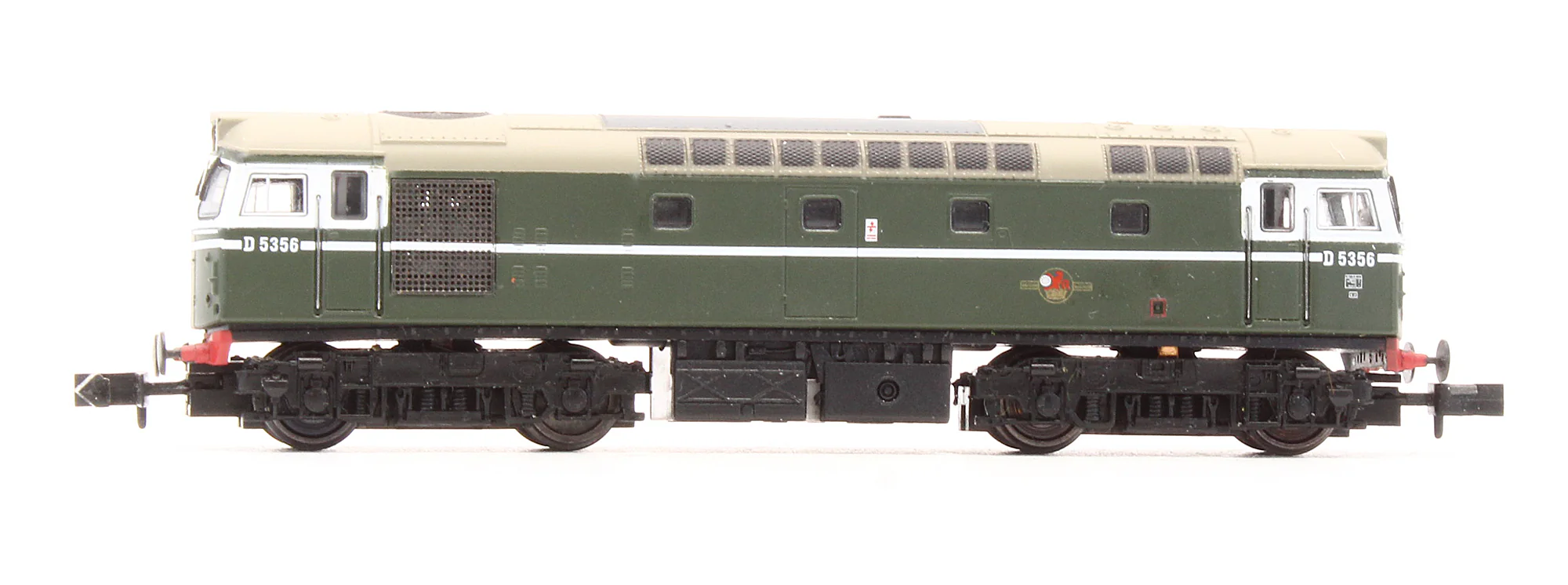 Pre-Owned ND205A Class 27032 BR Green Without Yellow warning Panel Diesel Locomotive - DCC Fitted - Image 4