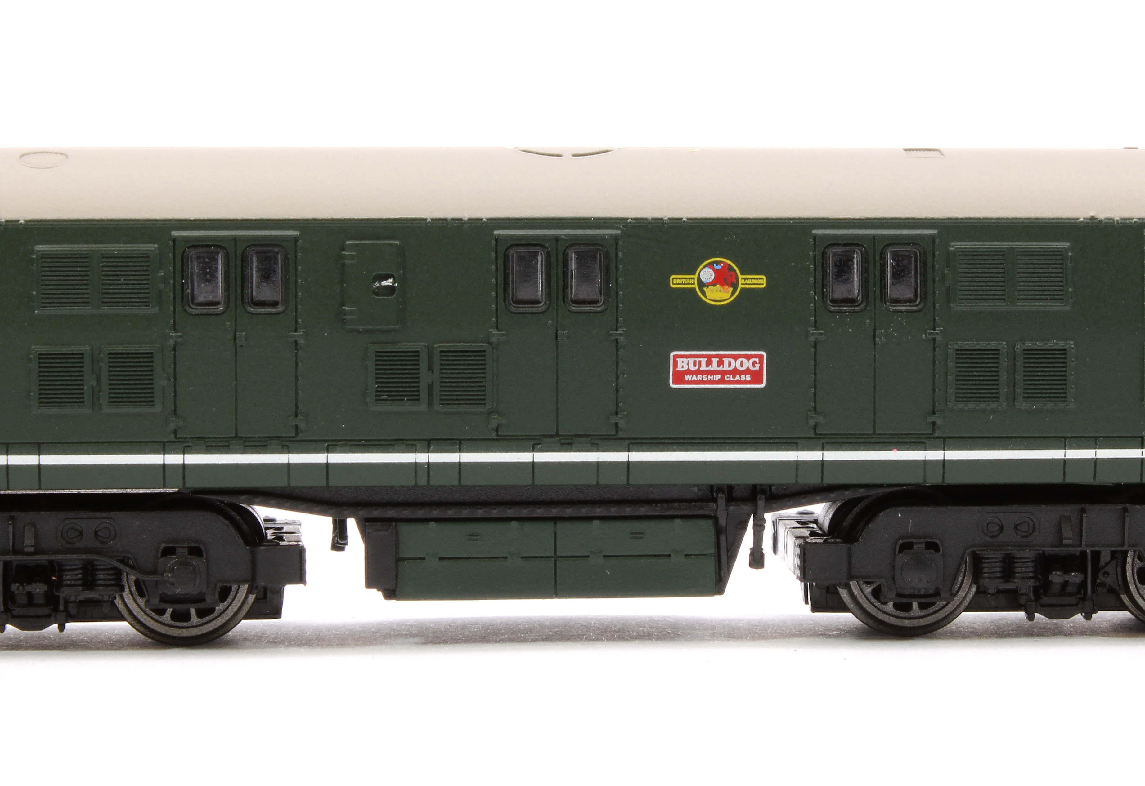 E84525 Class 41 'Warship' Headcode Box D602 'Bulldog' BR Green (Small Yellow Panels) Diesel Locomotive - Image 6