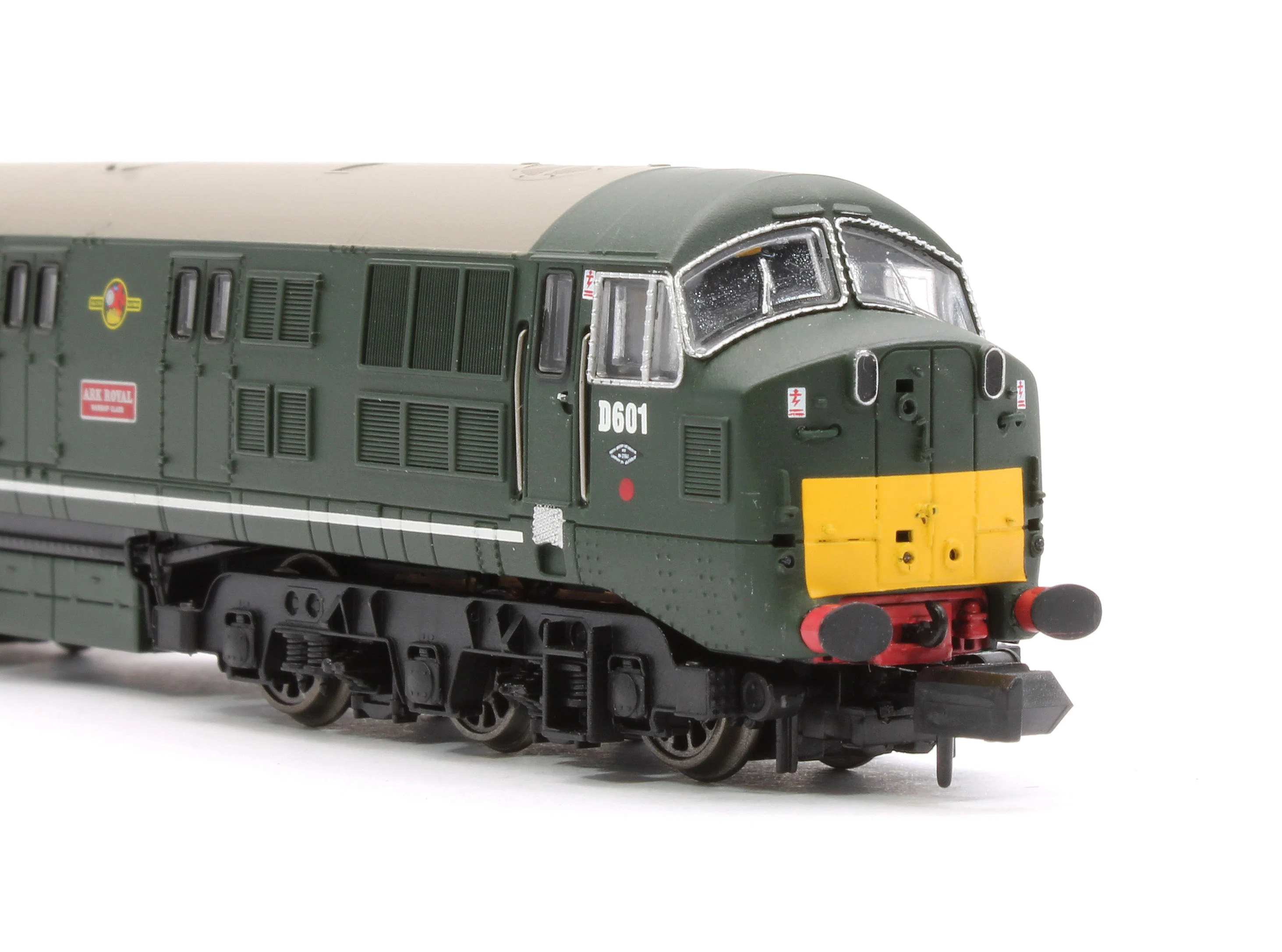 E84526 Class 41 'Warship' Disc Headcode D601 'Ark Royal' BR Green (Small Yellow Panels) Diesel Locomotive - Image 8