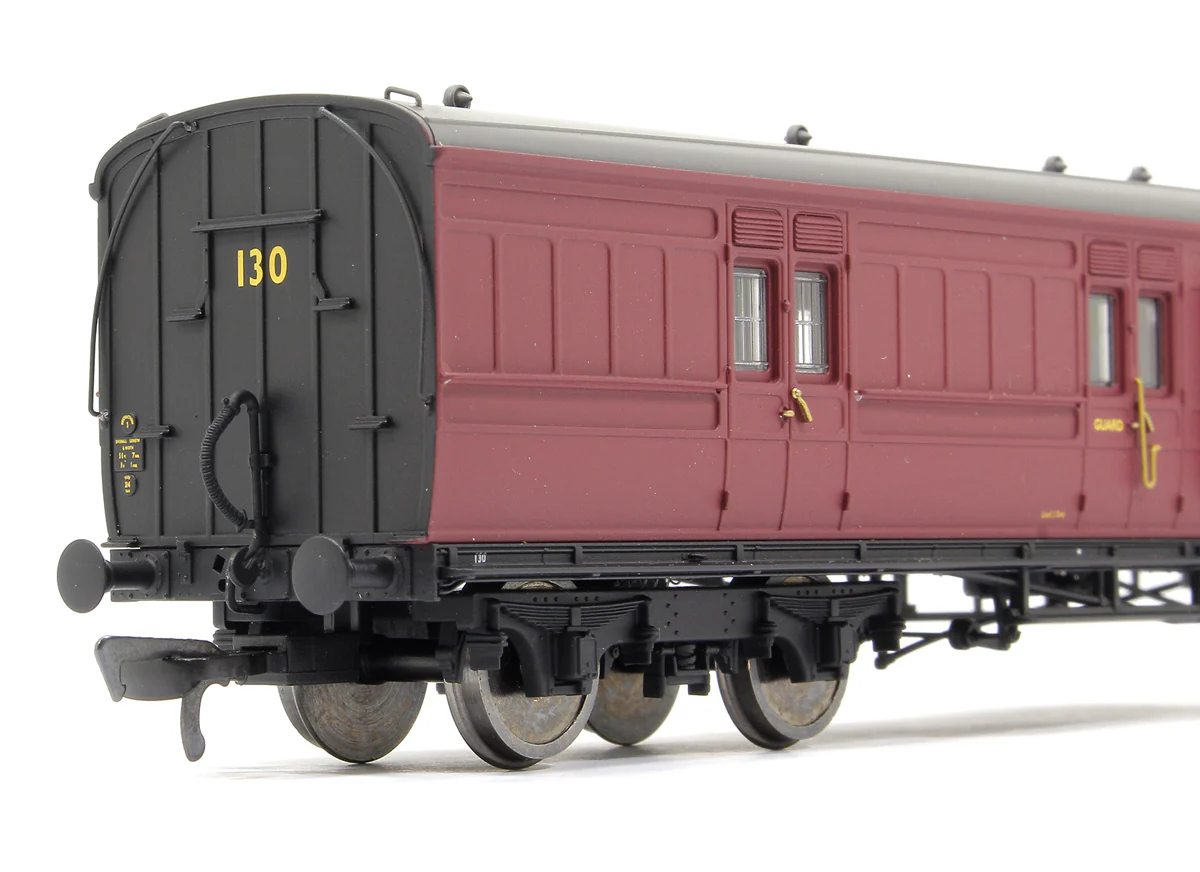 E86014 LSWR Cross Country 3-Coach Pack BR Crimson No. 130 - Image 10
