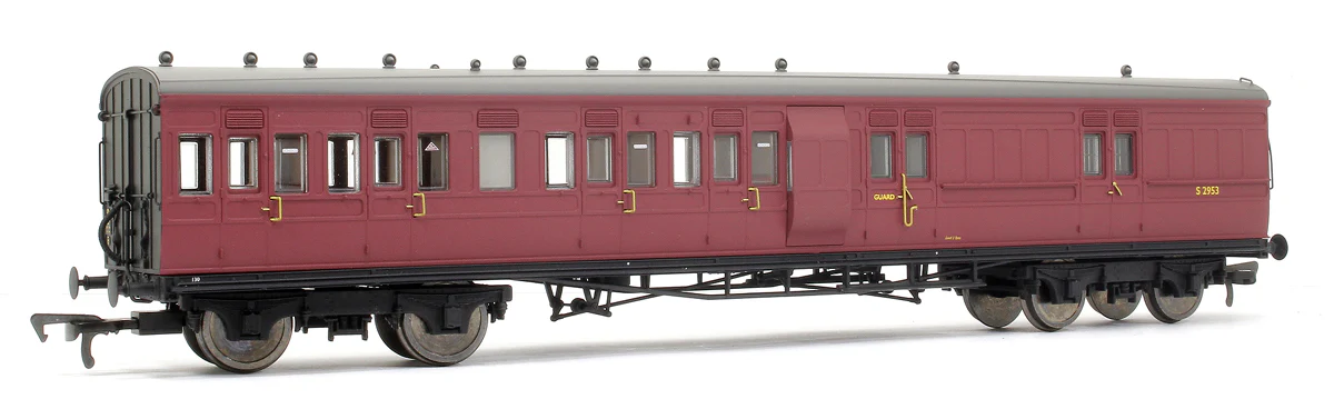E86014 LSWR Cross Country 3-Coach Pack BR Crimson No. 130 - Image 2