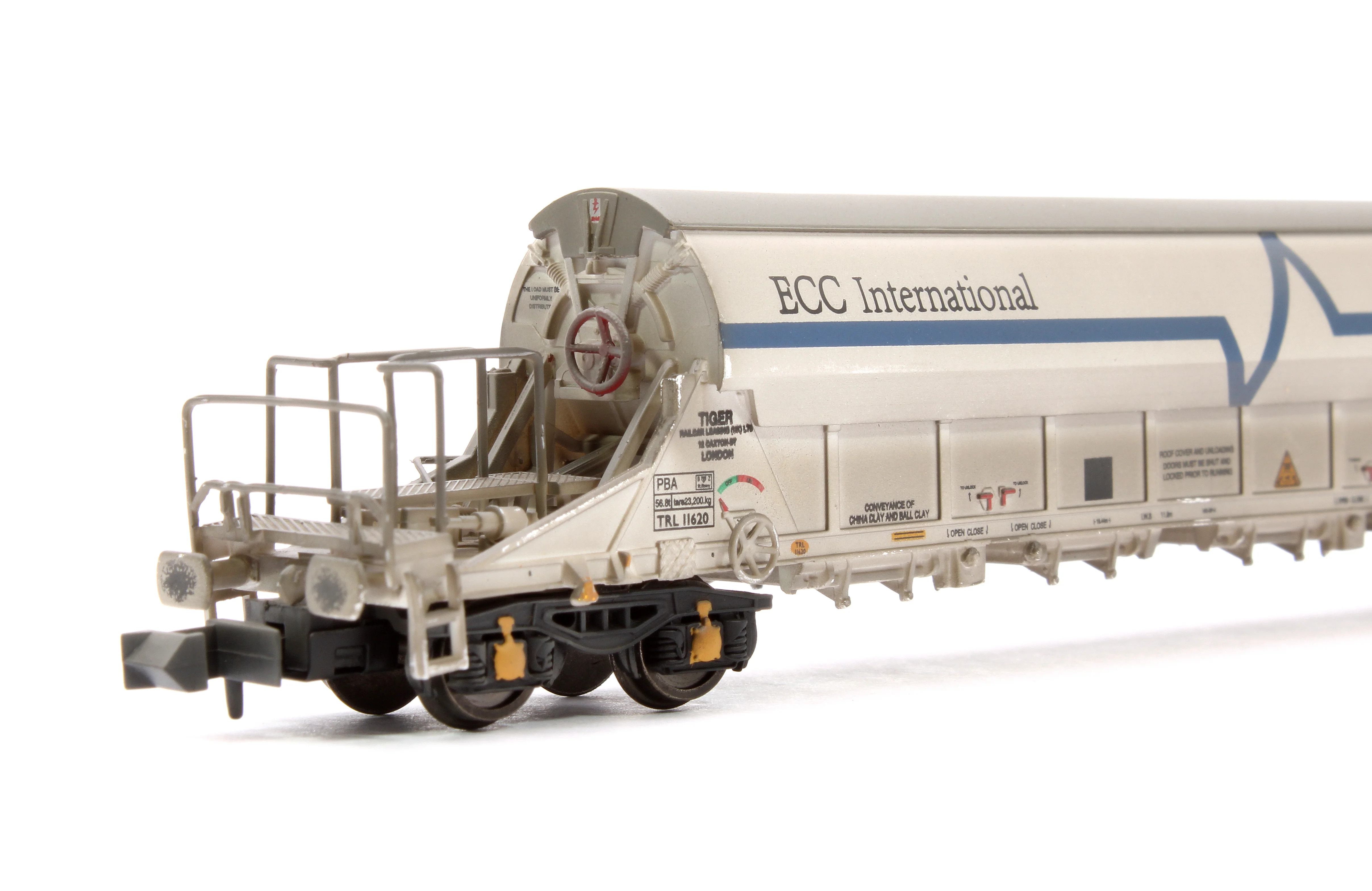 E87535 PBA Tiger TRL 11620 ECC International White - Weathered - Image 4