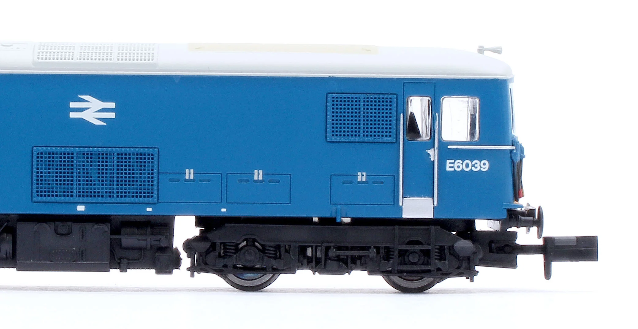 GM2210202 Class 73 - E6039 BR Electric Blue Electro Diesel Locomotive - Image 10