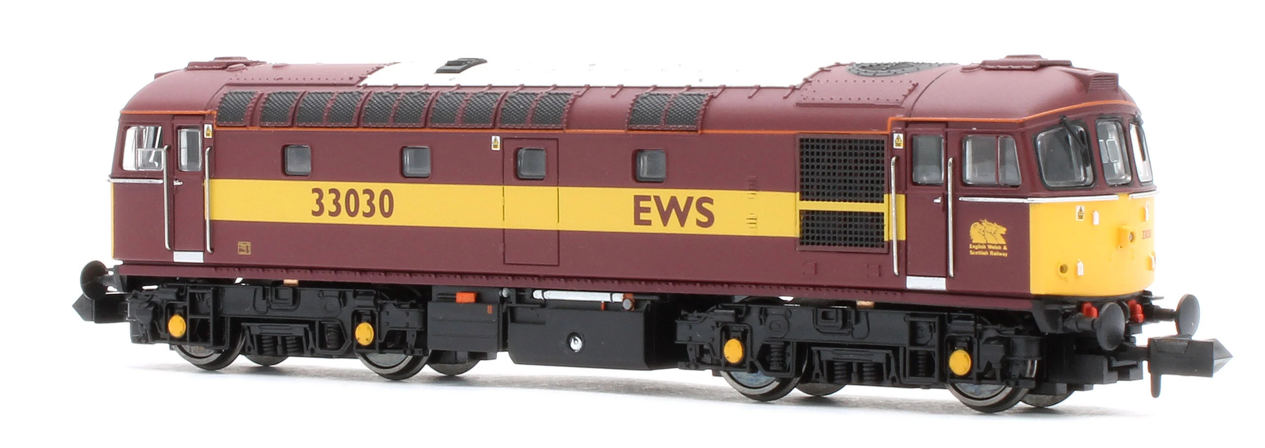 GM2210603D Class 33 030 EWS Red/Gold Diesel Locomotive - DCC Fitted - Image 6