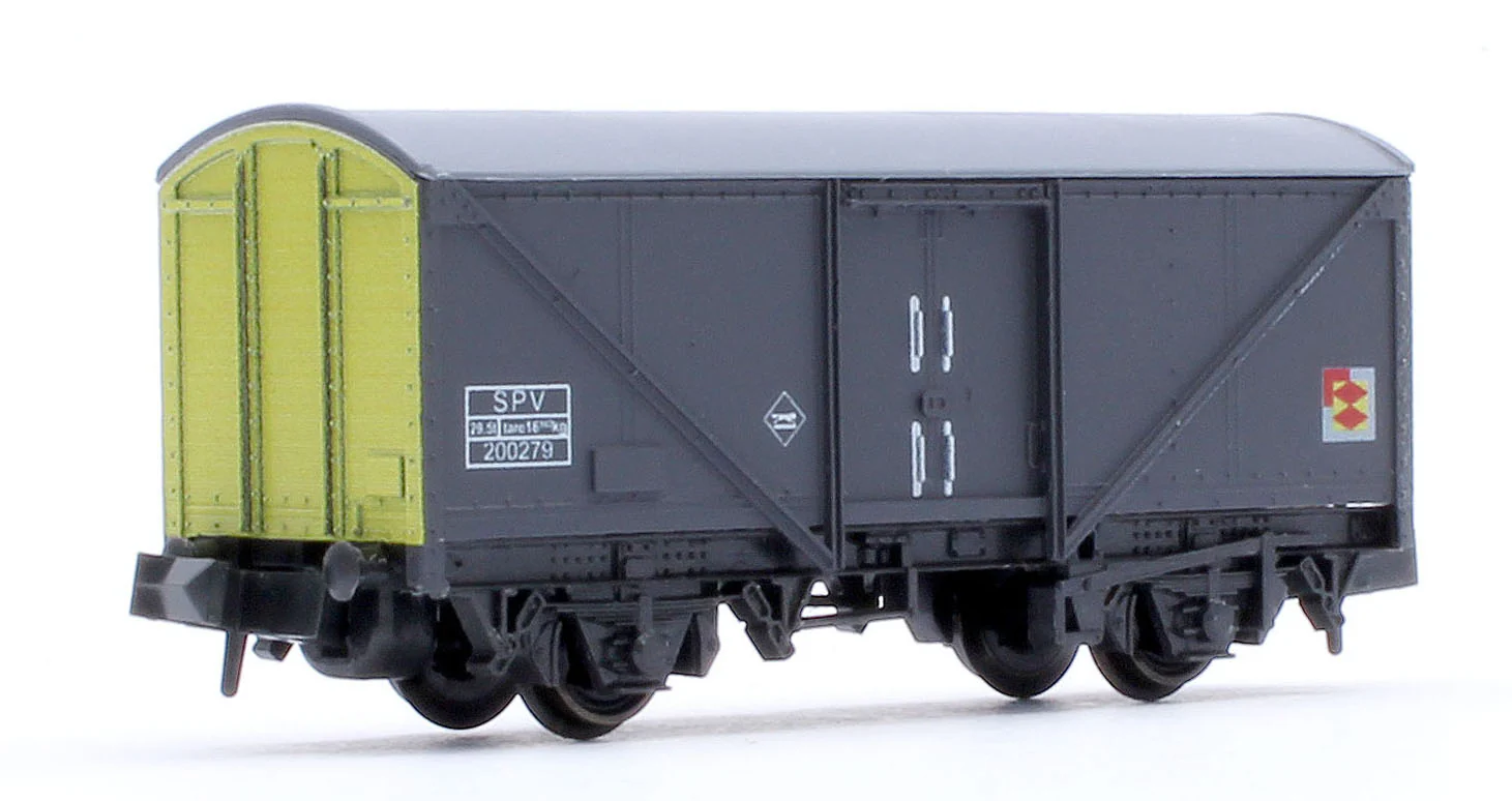 GM2000109 Electric Freight Premium Train Set - Image 7
